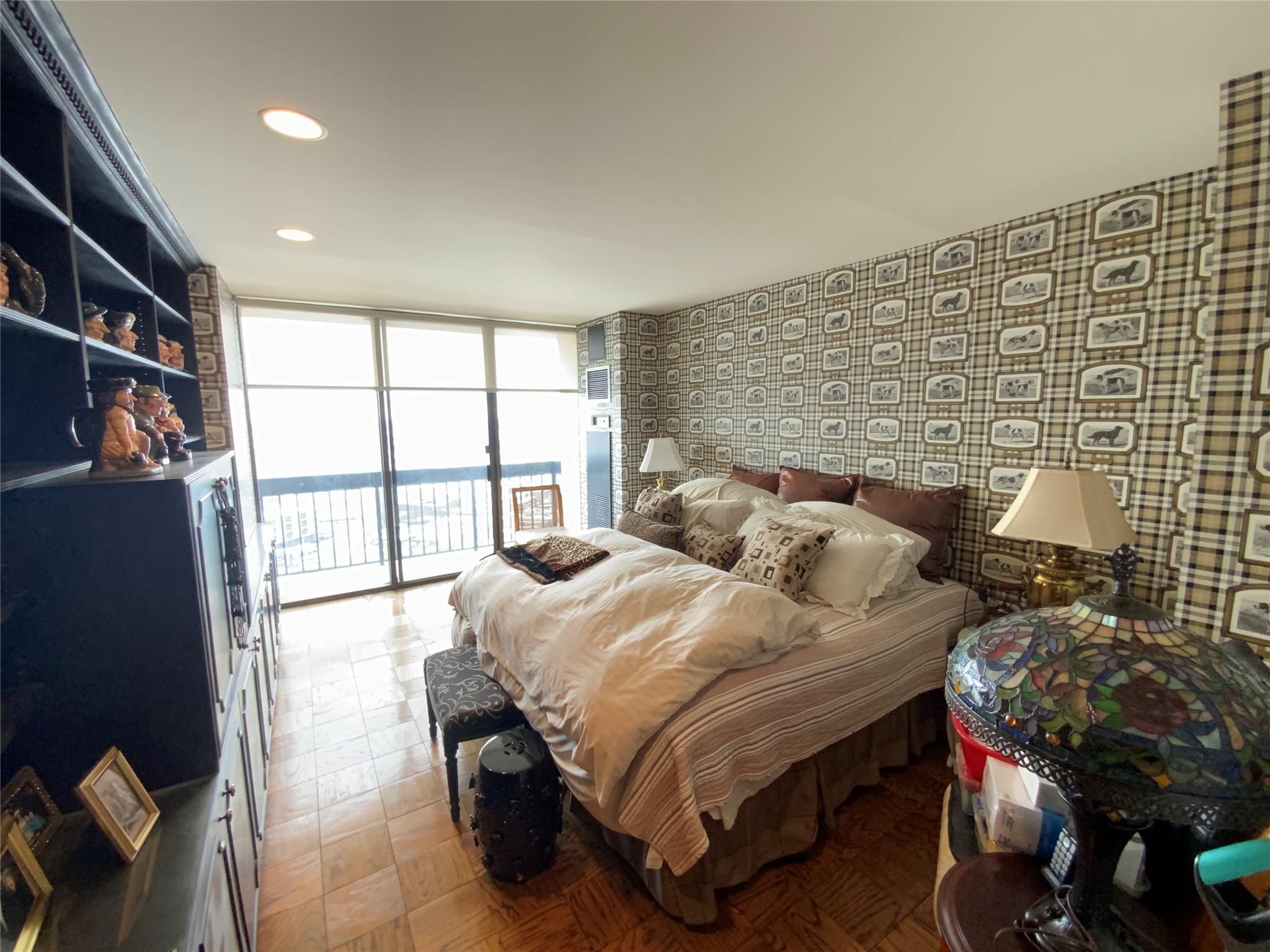 #12 photo, 27110 Grand Central Parkway, クイーンズ区 Floral Park , NY 11005