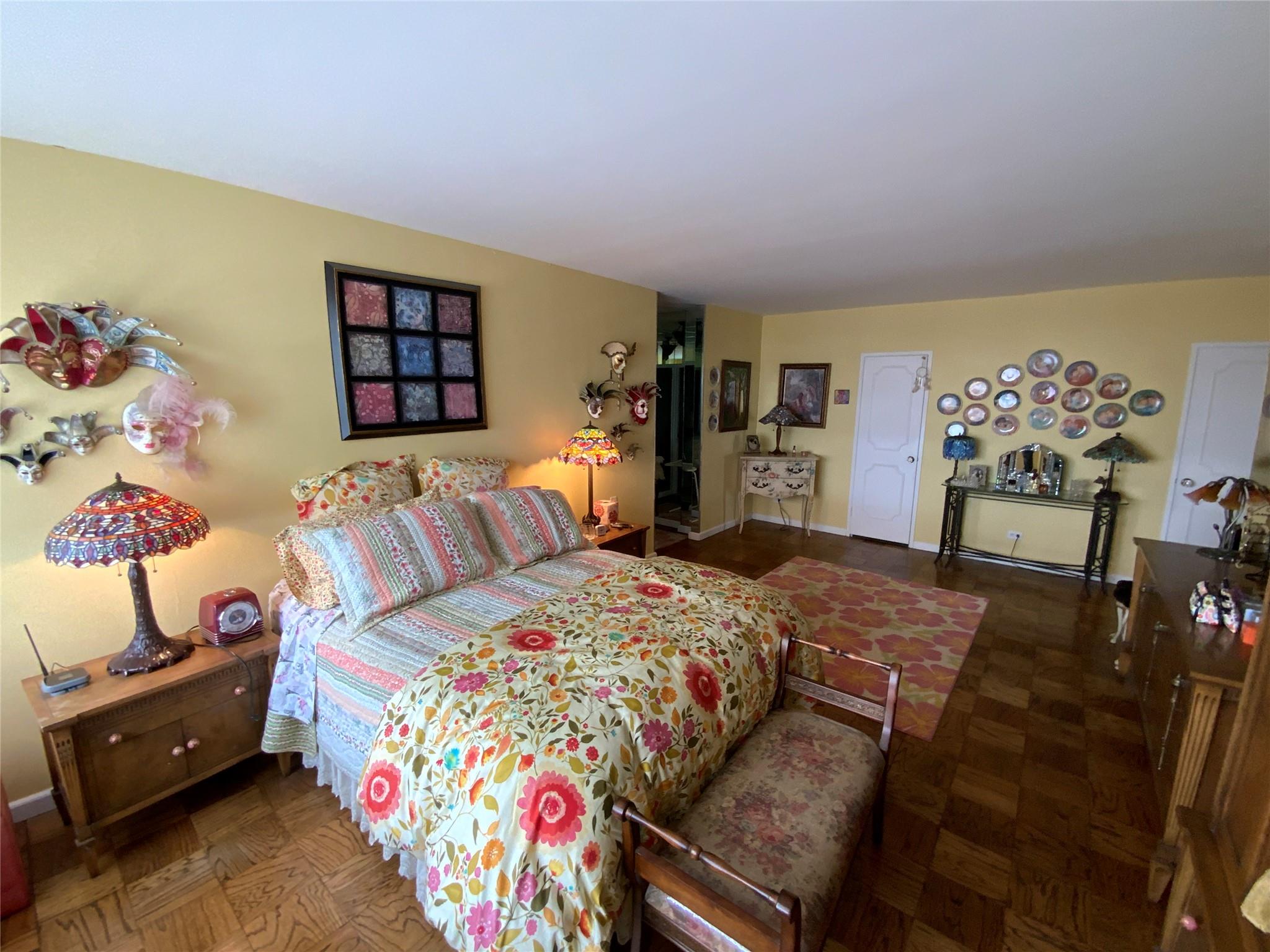 #16 photo, 27110 Grand Central Parkway, クイーンズ区 Floral Park , NY 11005