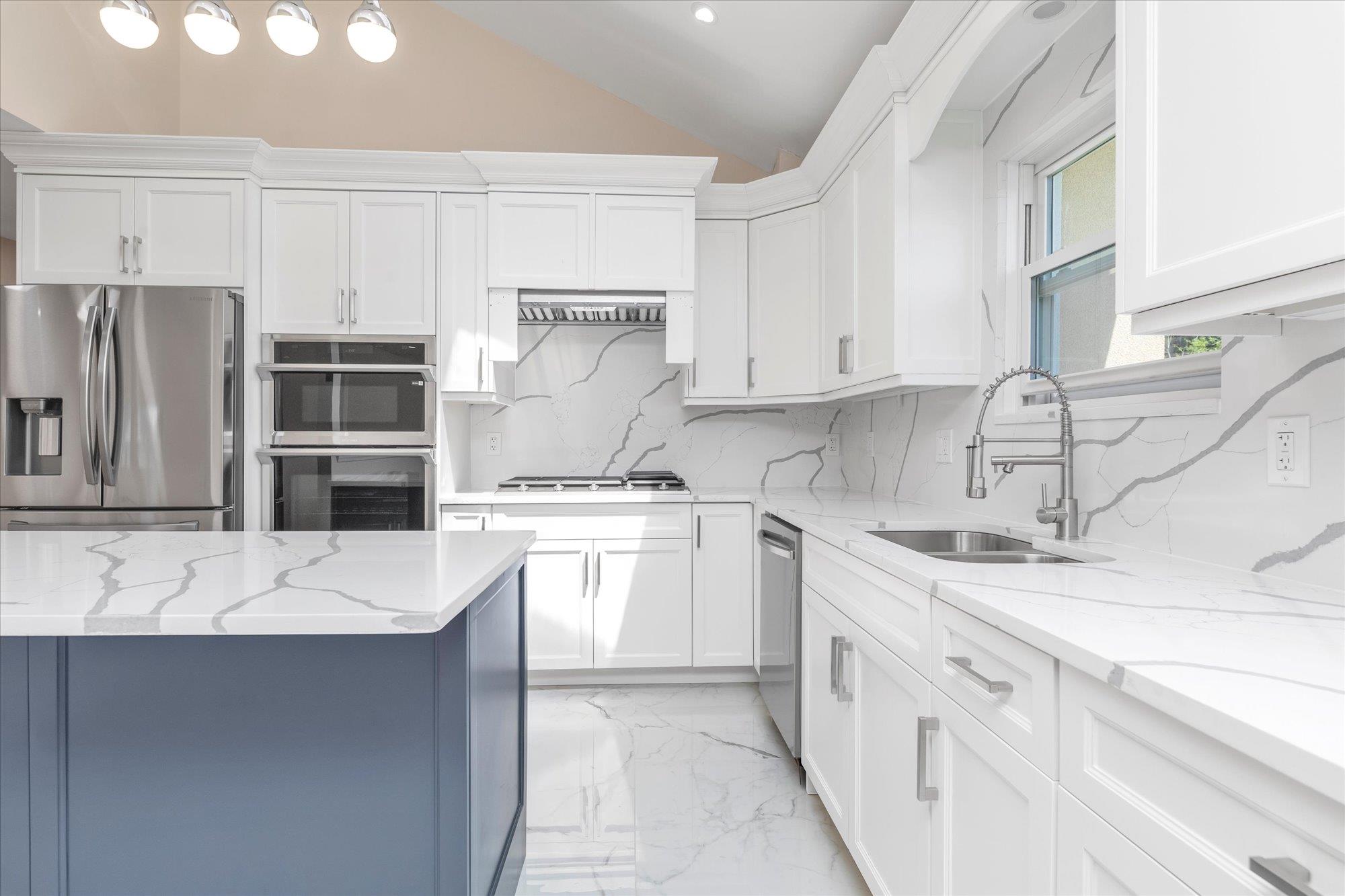 #15 photo, 69 Woodward Street, ナッソー郡 Roslyn Heights , NY 11577