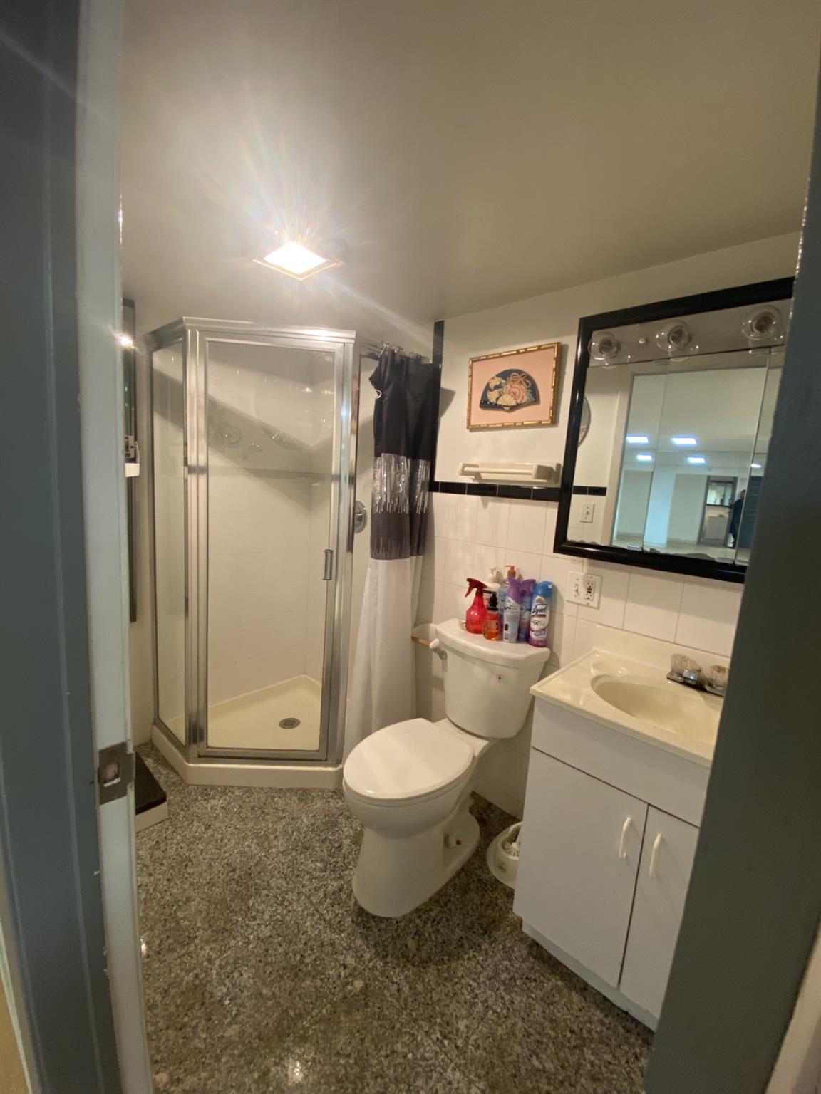 #12 photo, 917 Hempstead Turnpike, 长岛 Franklin Square , NY 11010