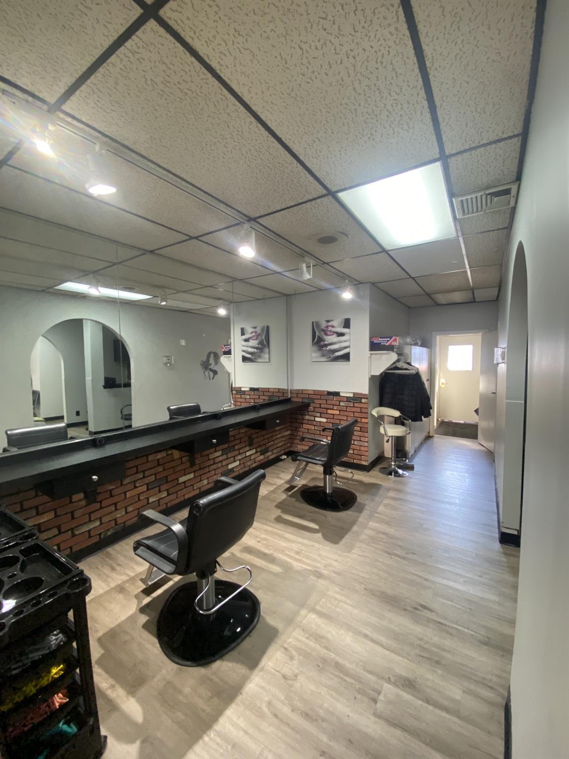 #5 photo, 917 Hempstead Turnpike, 长岛 Franklin Square , NY 11010