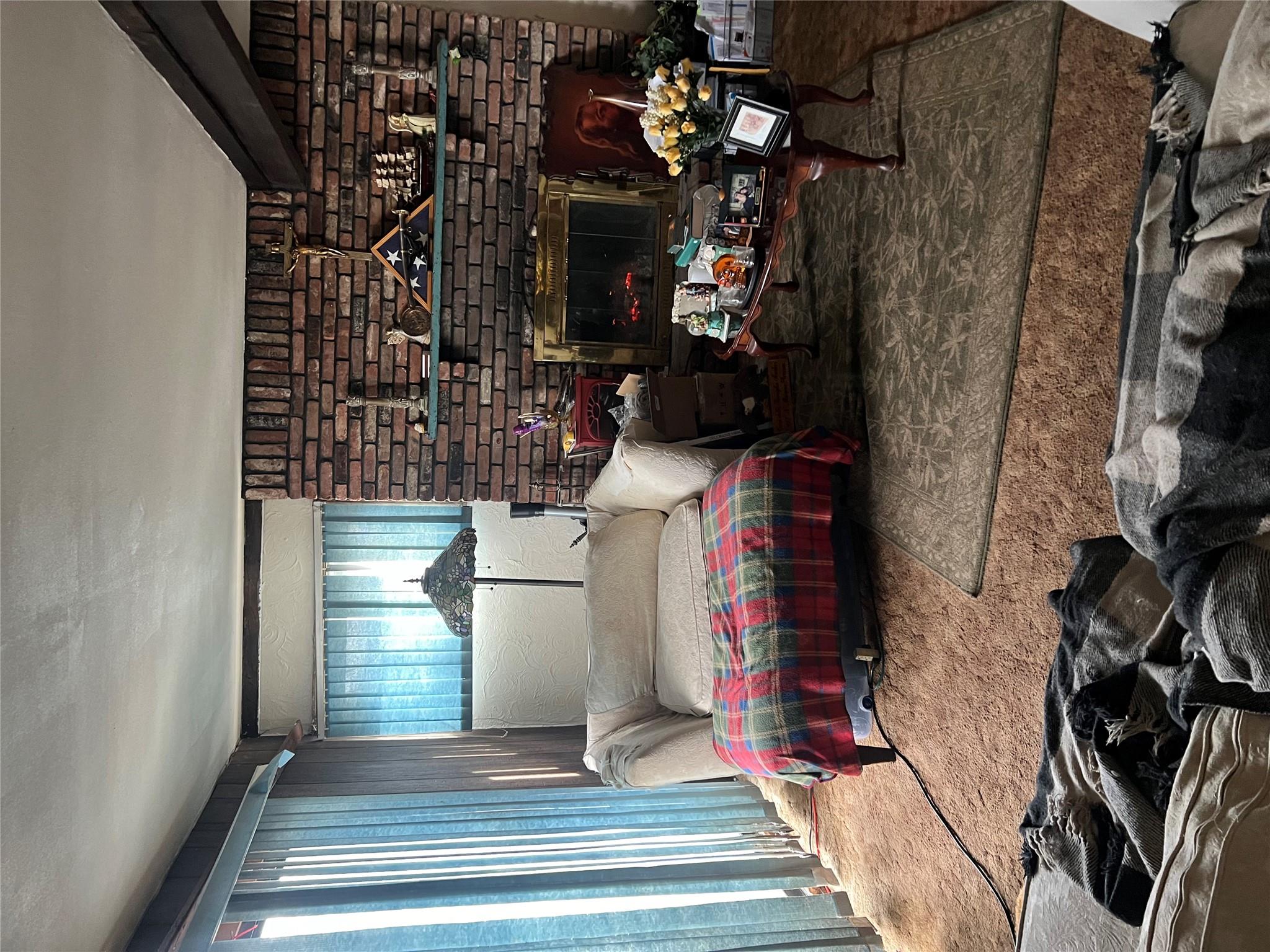 #4 photo, 417 N Monroe Avenue, サフォーク郡 Lindenhurst , NY 11757