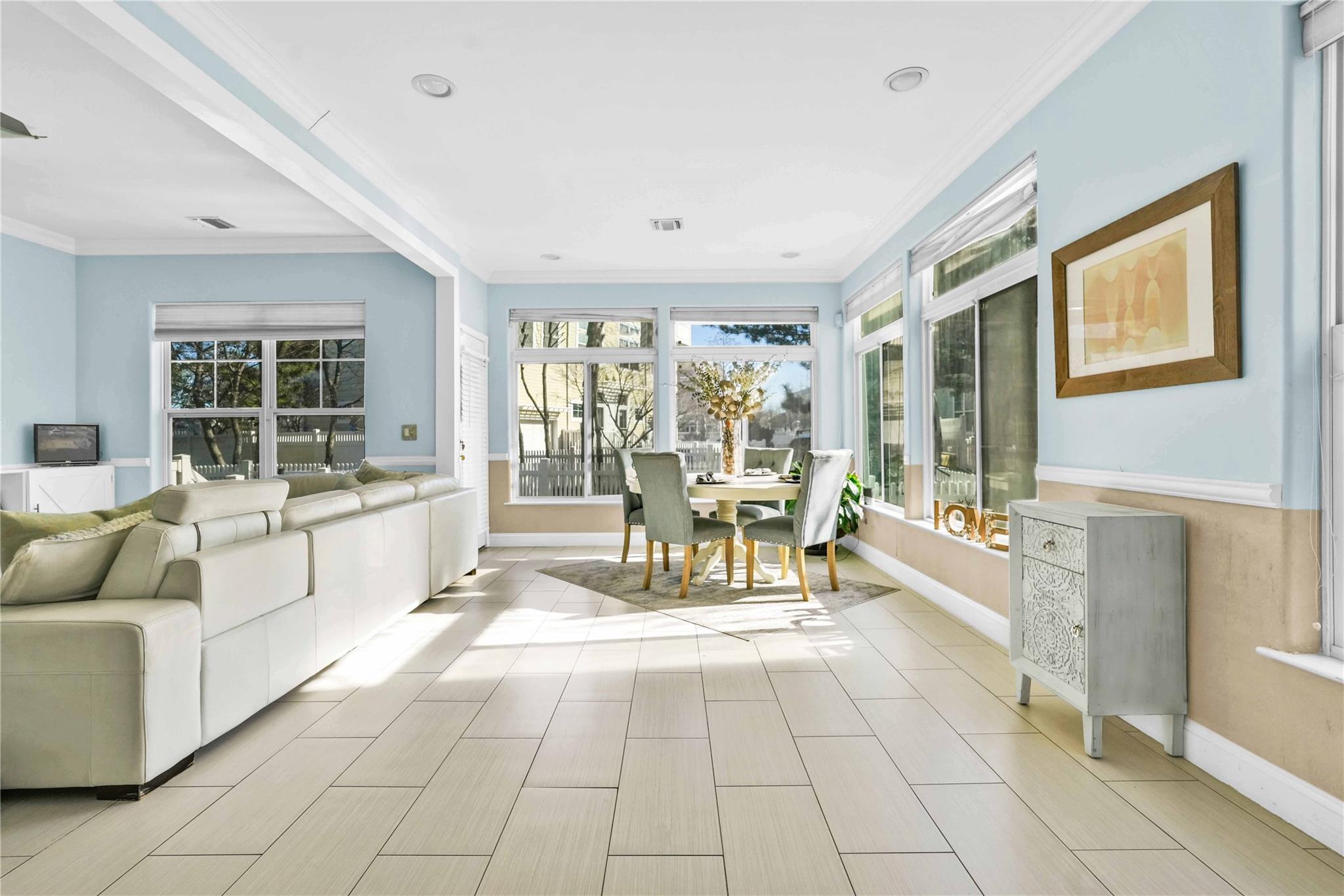 #12 photo, 192 Beach 74th Street, 皇后區 Arverne , NY 11692