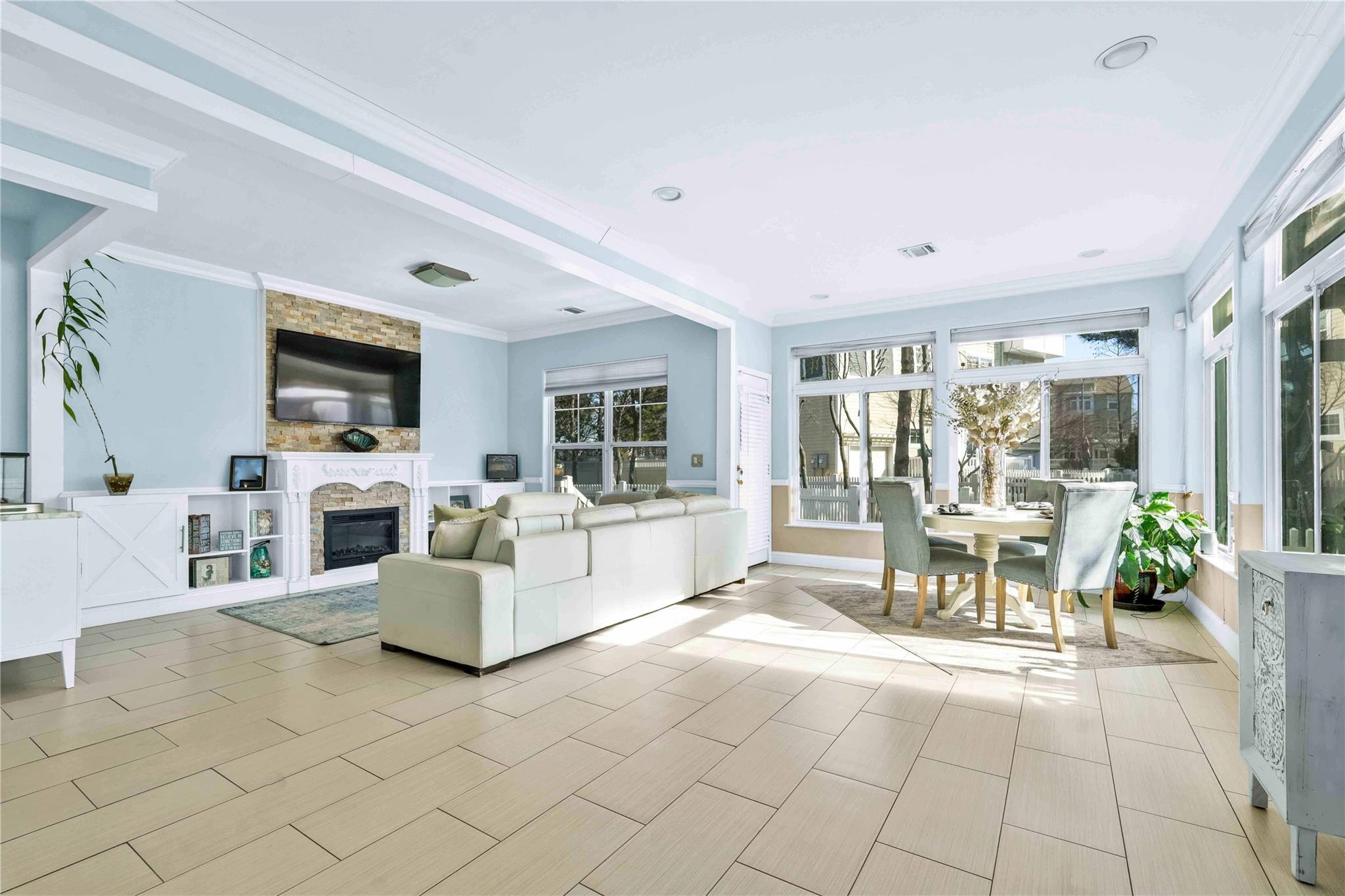 #4 photo, 192 Beach 74th Street, 皇后區 Arverne , NY 11692