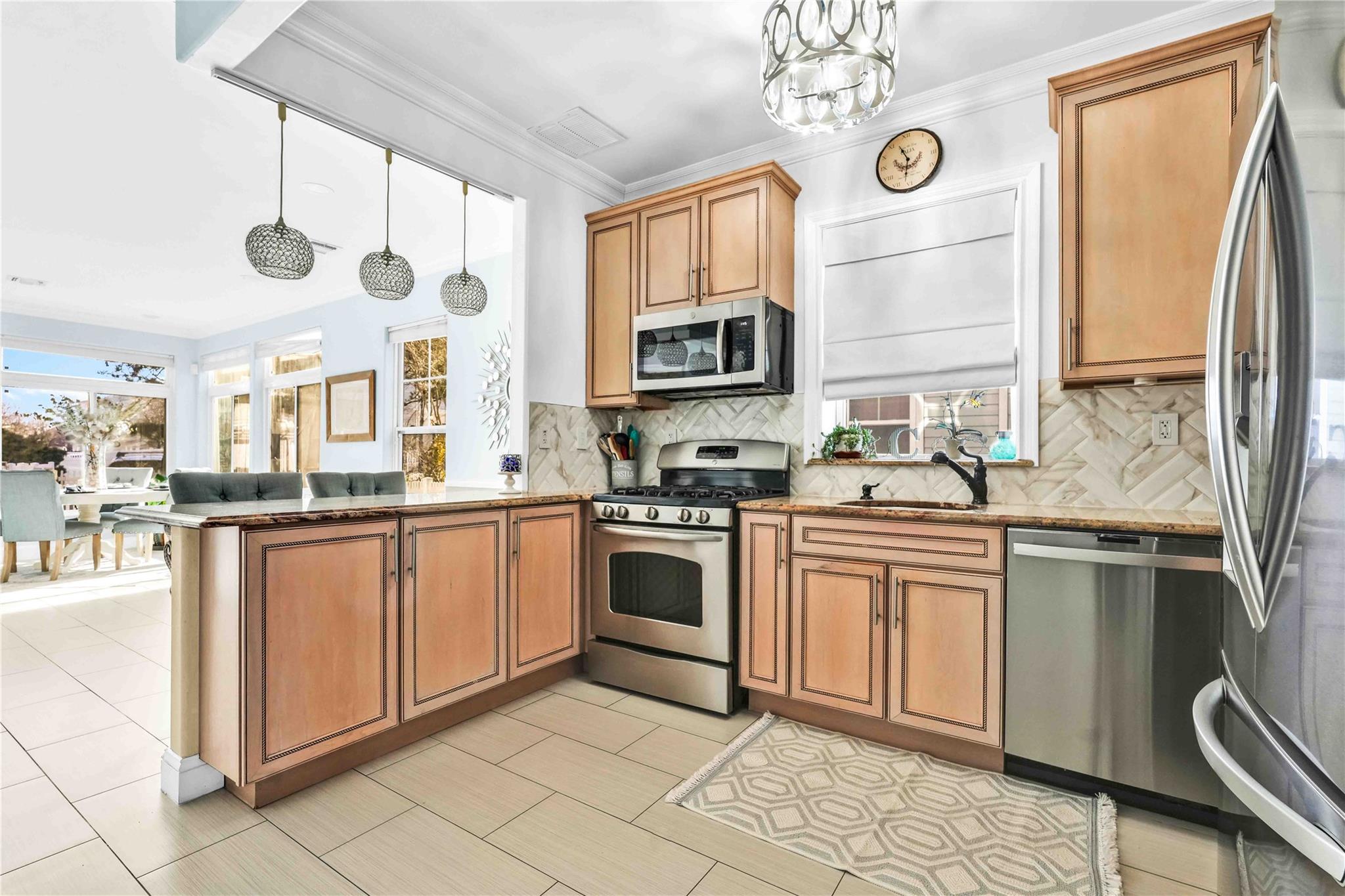 #7 photo, 192 Beach 74th Street, 皇后區 Arverne , NY 11692