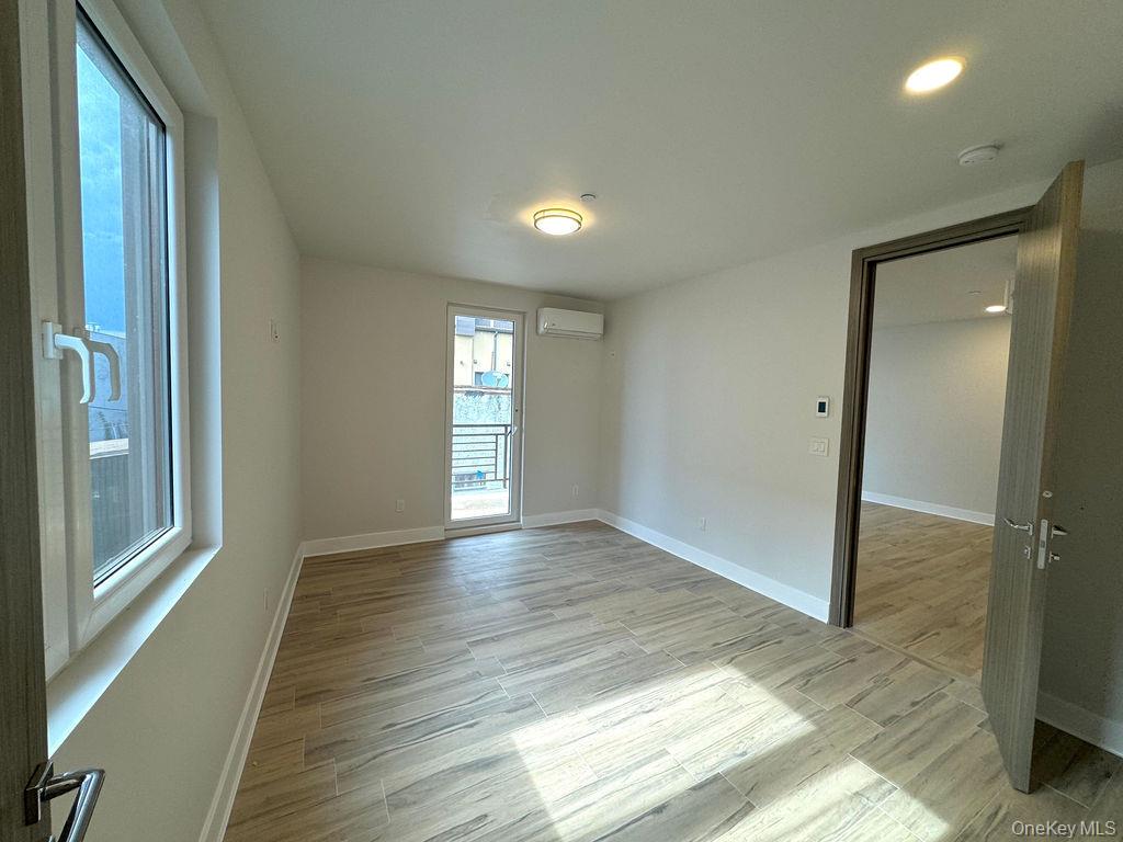 #10 photo, 2478 E 11th Street, ブルックリン区 Brooklyn , NY 11235