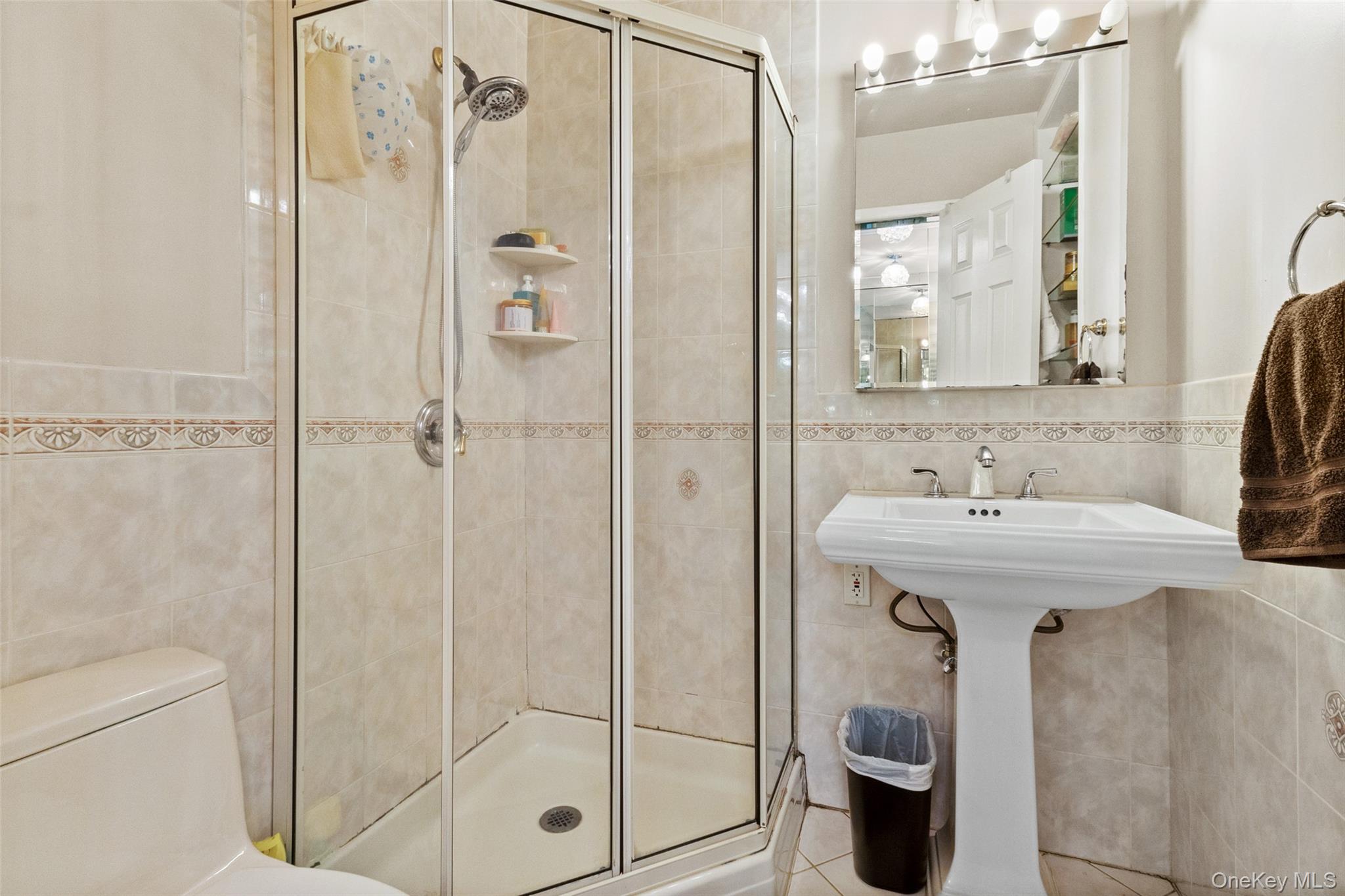 #11 photo, 11 Jackson Avenue, Scarsdale , NY 10583