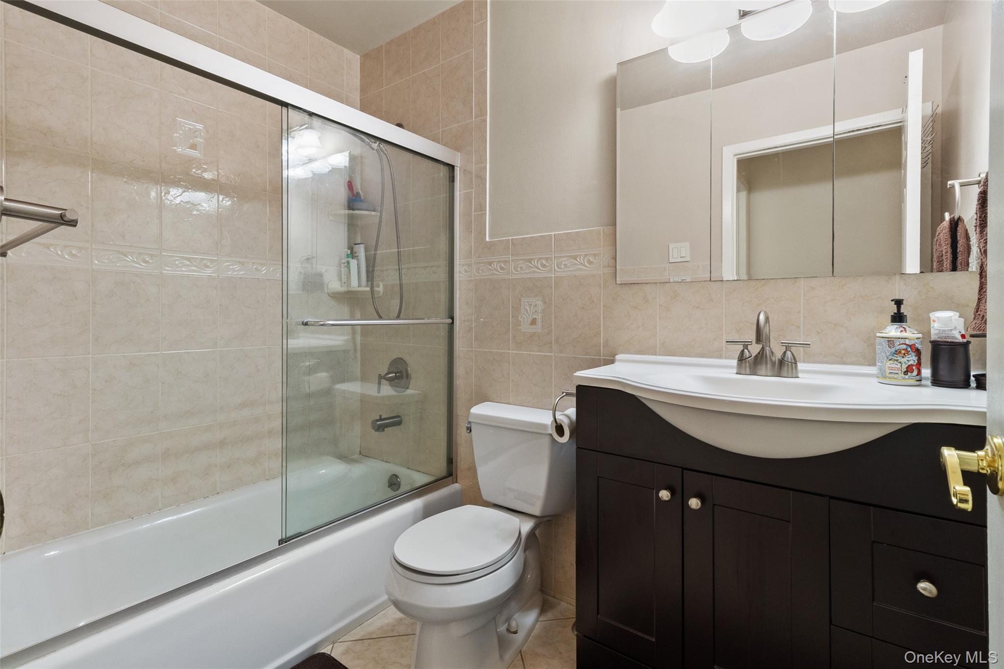 #14 photo, 11 Jackson Avenue, Scarsdale , NY 10583