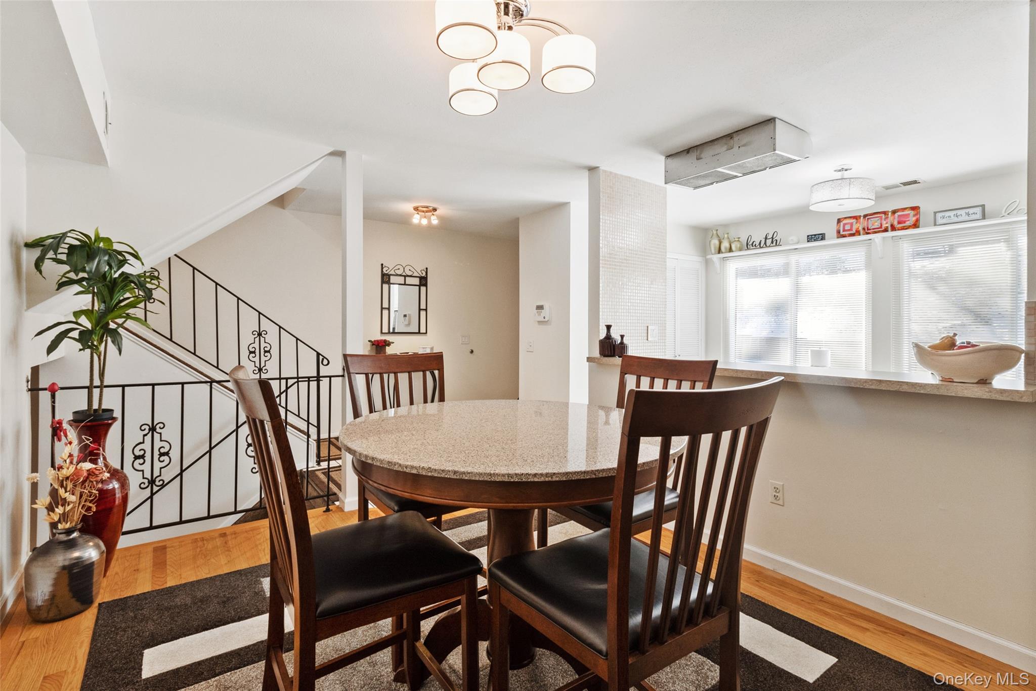 #2 photo, 11 Jackson Avenue, Scarsdale , NY 10583