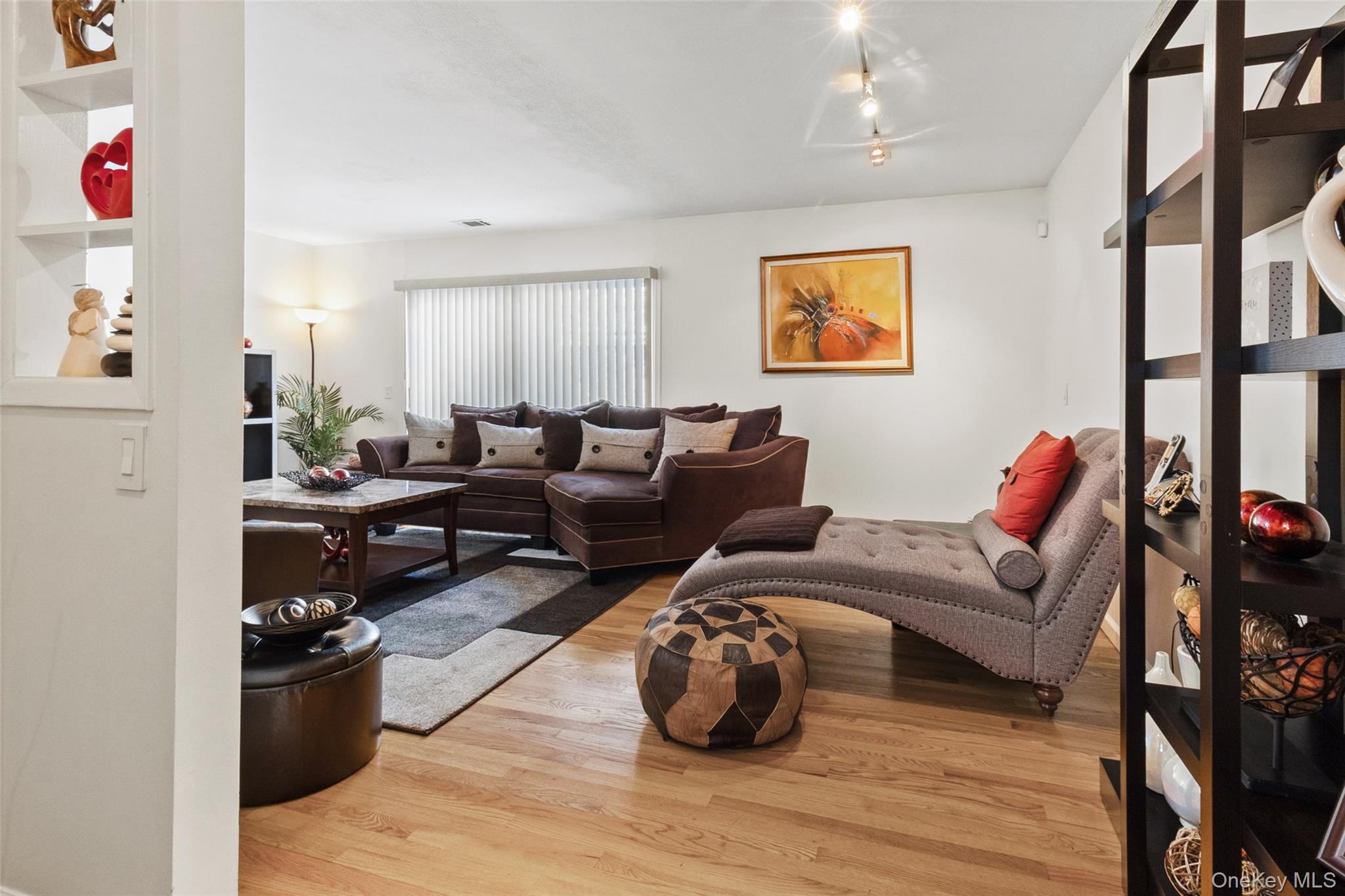 #7 photo, 11 Jackson Avenue, Scarsdale , NY 10583