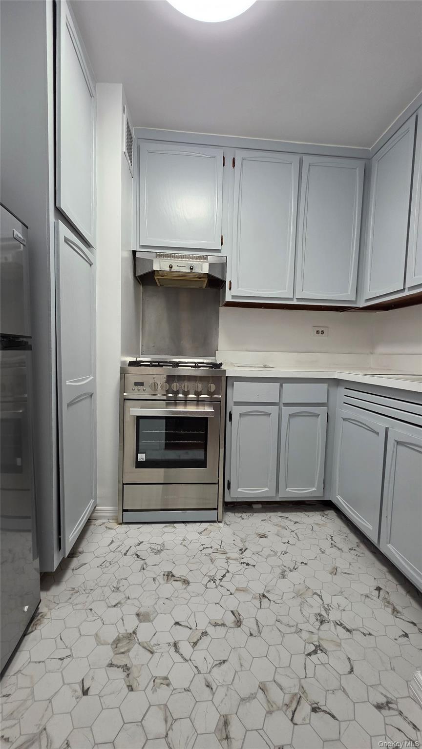 #4 photo, 70-25 Yellowstone Boulevard, クイーンズ区 Forest Hills , NY 11375