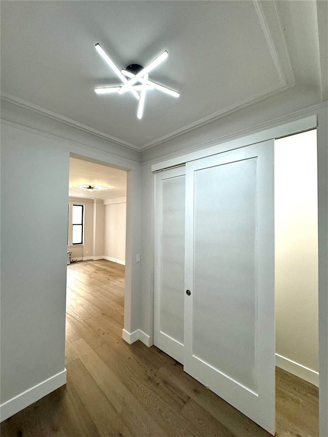 #9 photo, 221 W 82nd Street, مانهاتن New York (Manhattan) , NY 10024