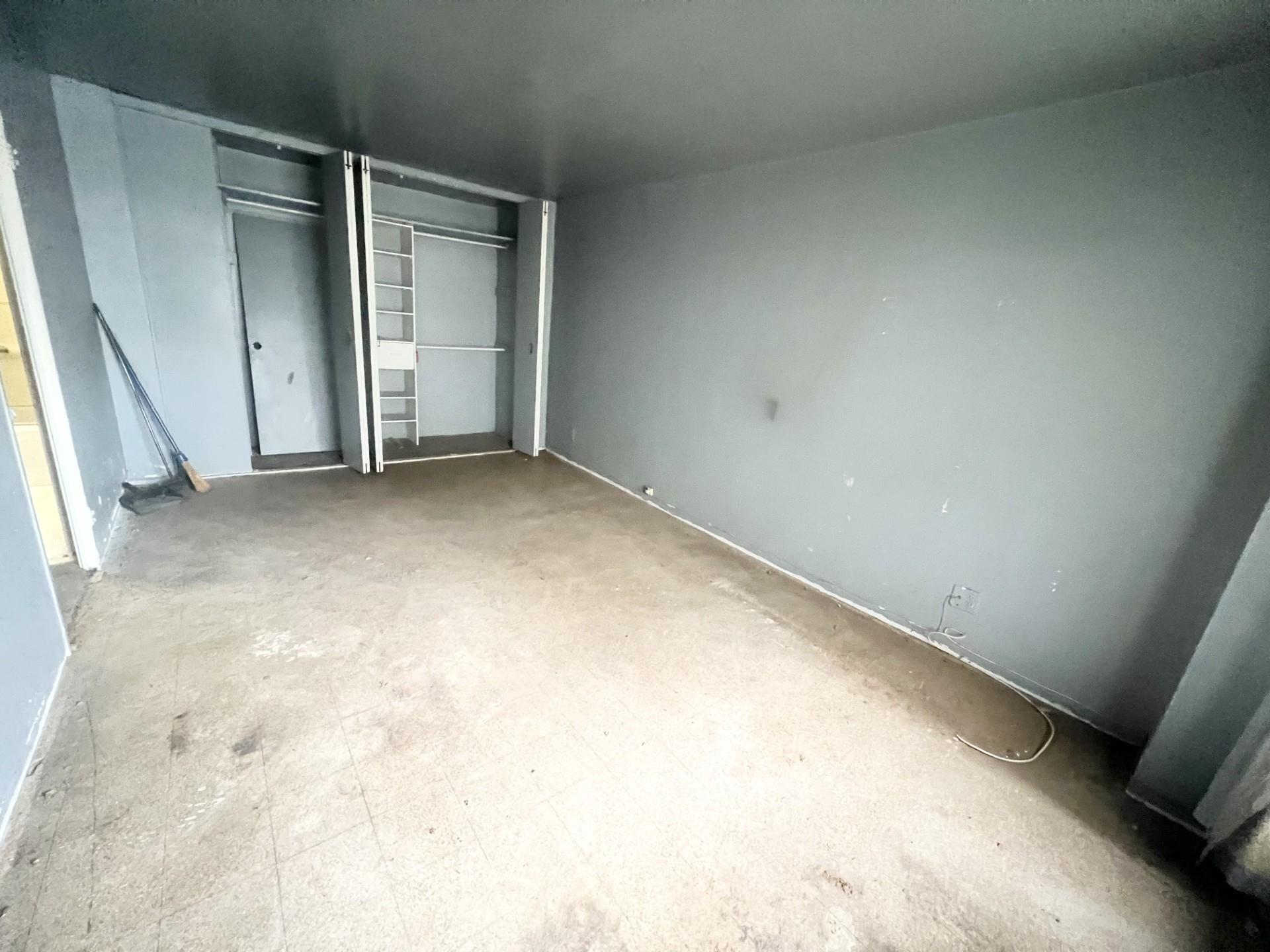 #12 photo, 1020 Grand Concourse Avenue, Bronx , NY 10451