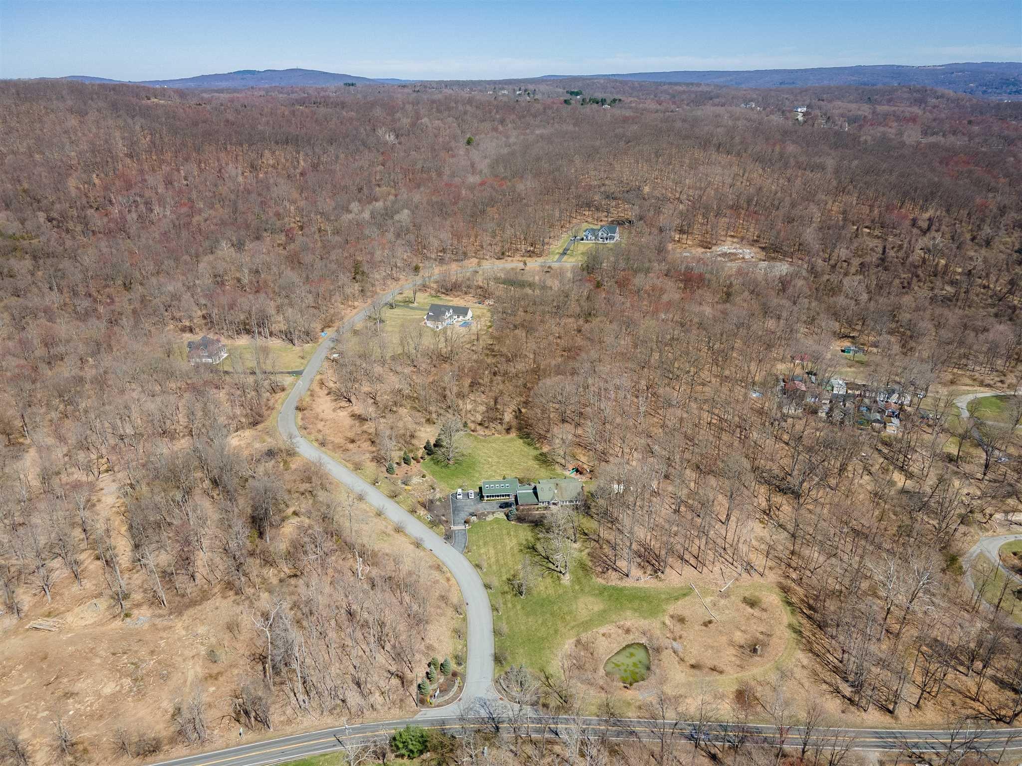 #4 photo, Stonecrest Lot #19 Court, Hopewell Junction , NY 12533