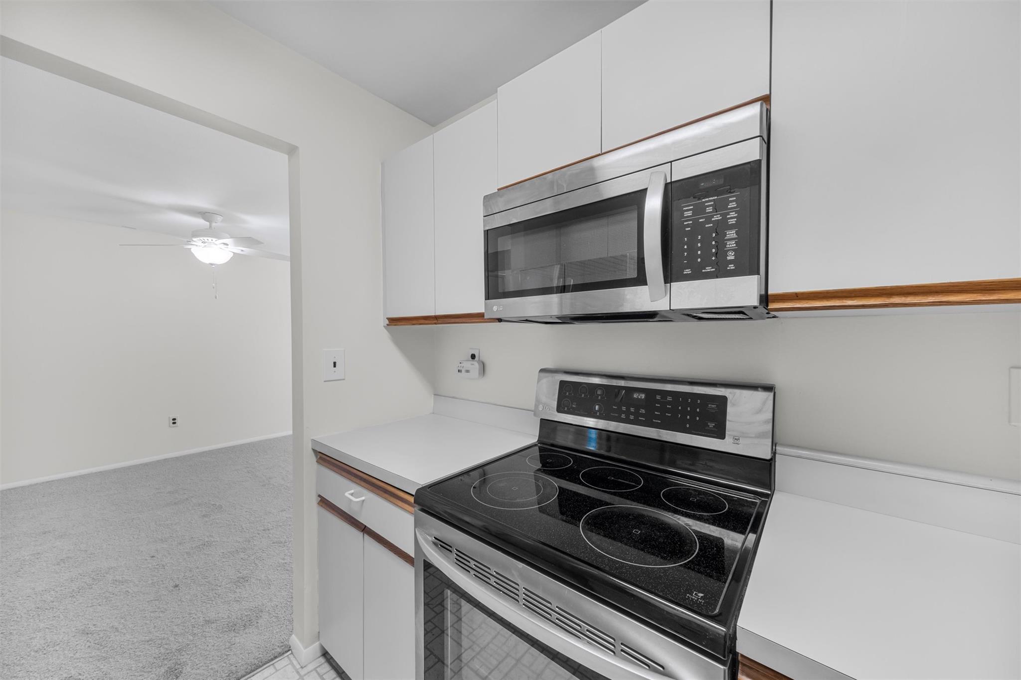 #13 photo, 156 Carriage Court, Yorktown Heights , NY 10598