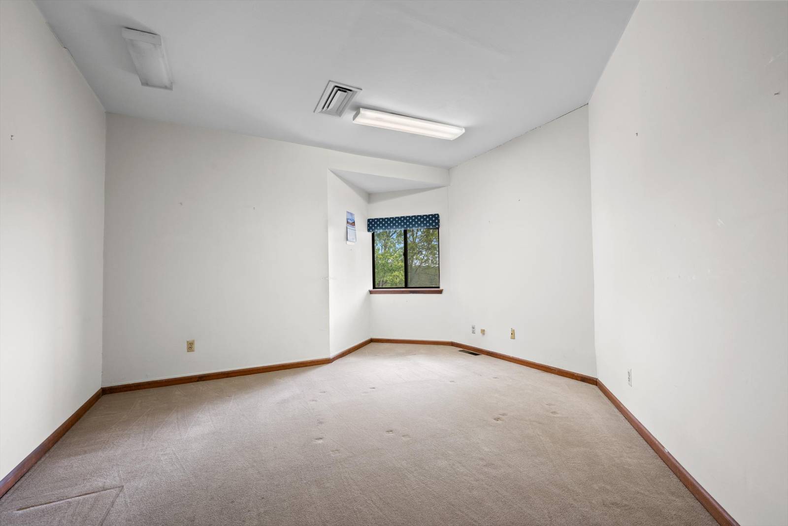 #29 photo, 90 Scofield, Walden , NY 12586