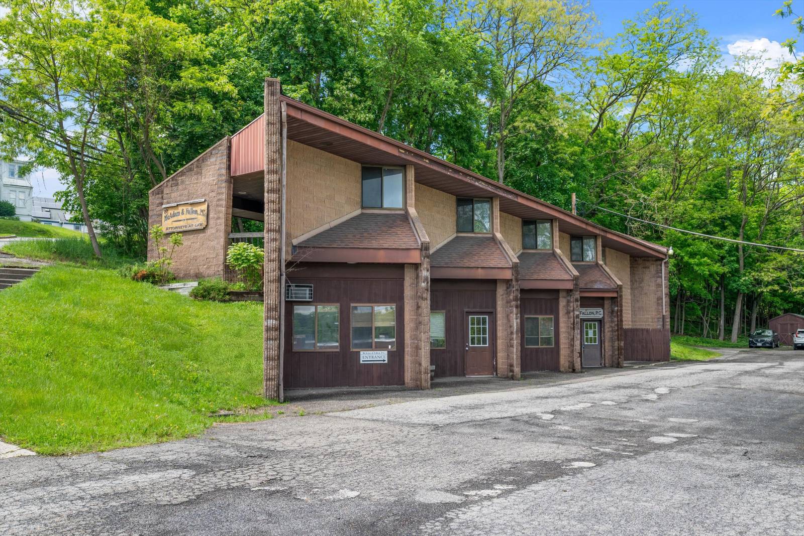 #8 photo, 90 Scofield, Walden , NY 12586