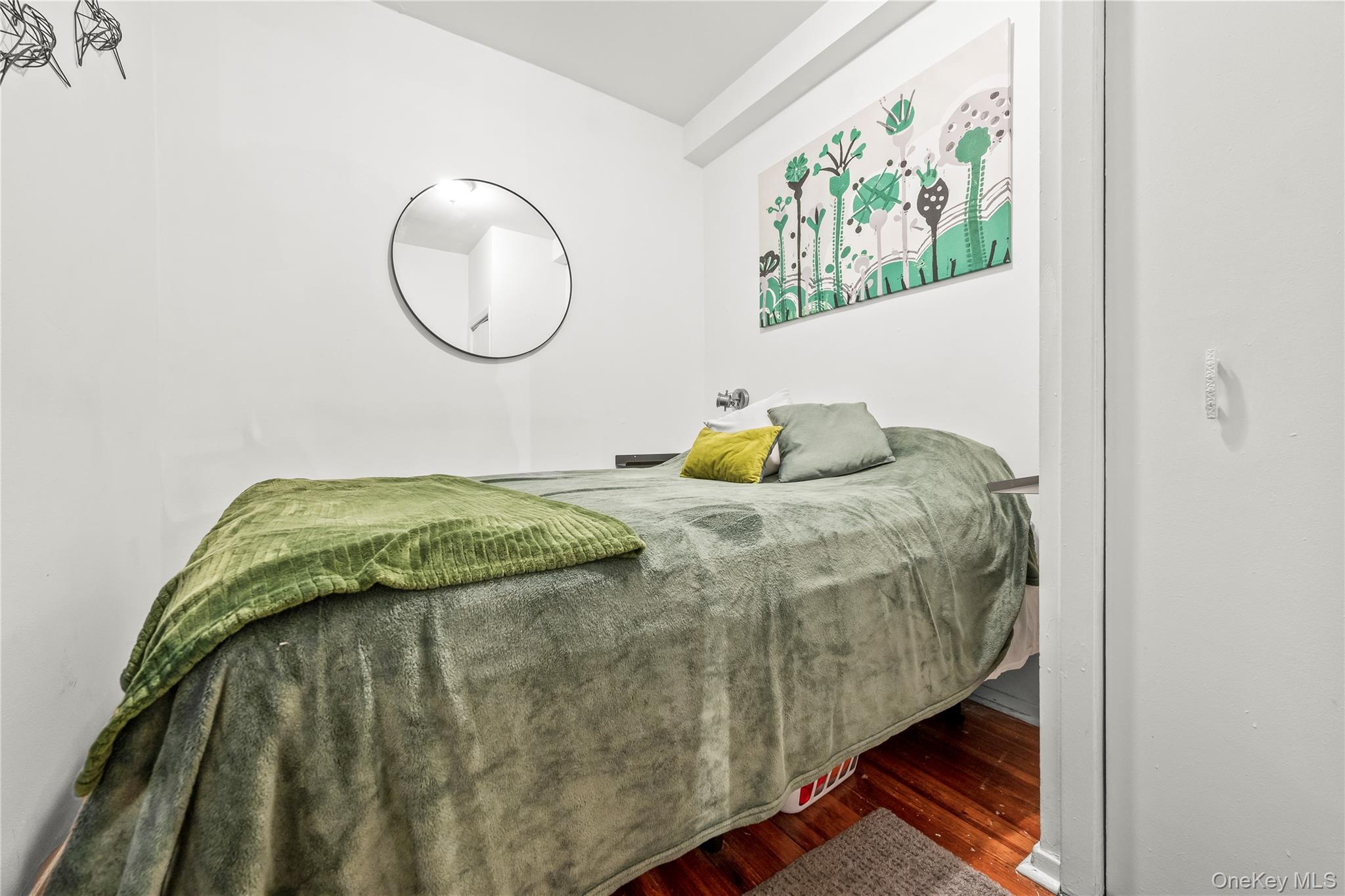 #12 photo, 204 W 10th Street, New York (Manhattan) , NY 10014