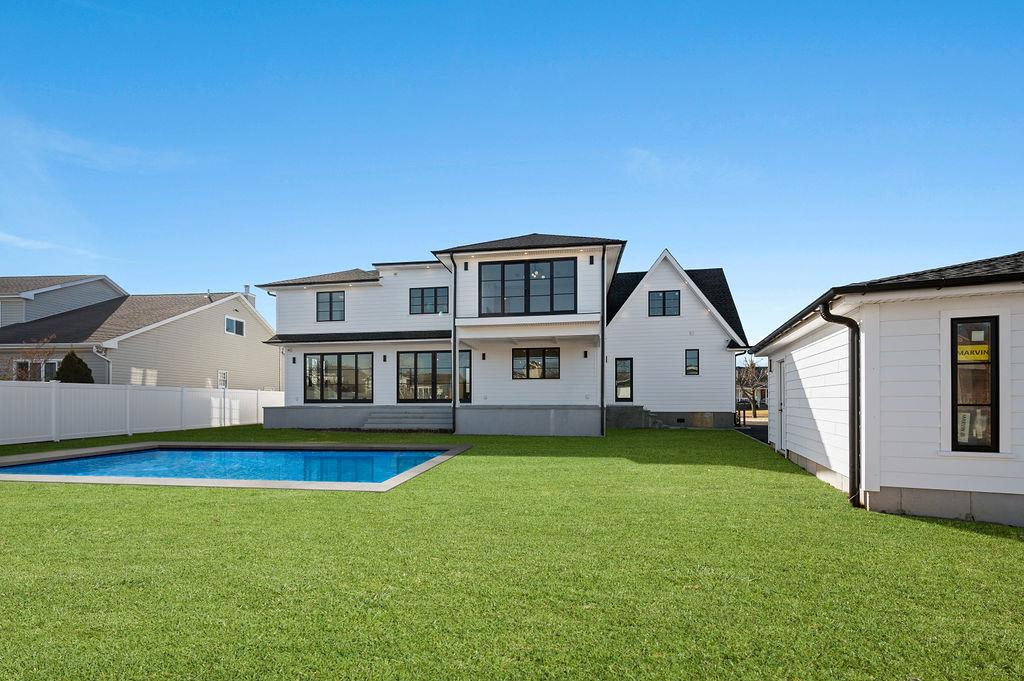 #20 photo, 42 Waterview Avenue, Massapequa , NY 11758