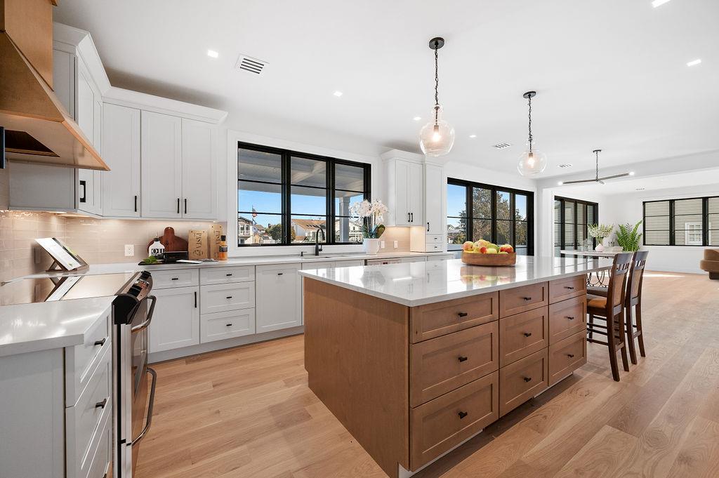 #5 photo, 42 Waterview Avenue, Massapequa , NY 11758