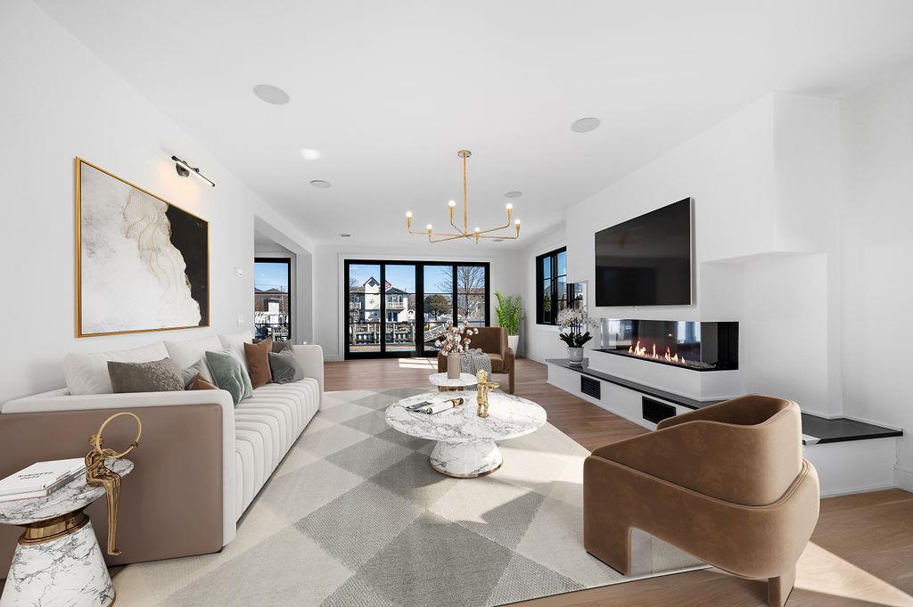 #8 photo, 42 Waterview Avenue, Massapequa , NY 11758