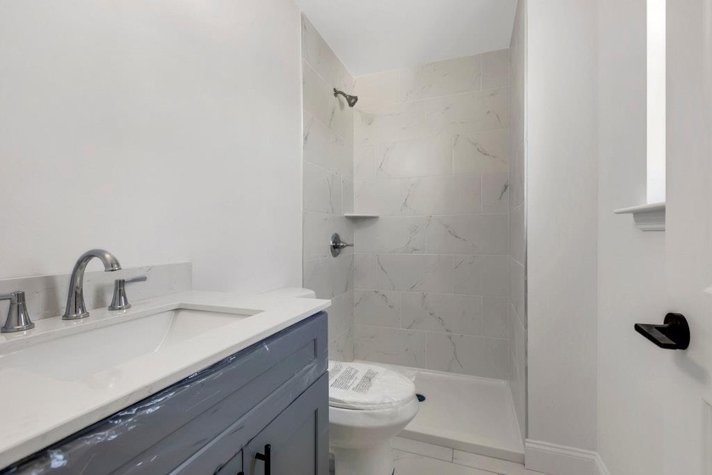 #11 photo, N/C CAROLL Avenue, 东长岛 Ronkonkoma , NY 11779