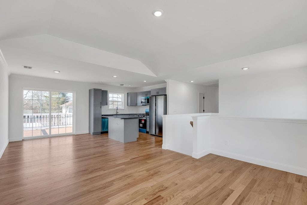 #4 photo, N/C CAROLL Avenue, 东长岛 Ronkonkoma , NY 11779