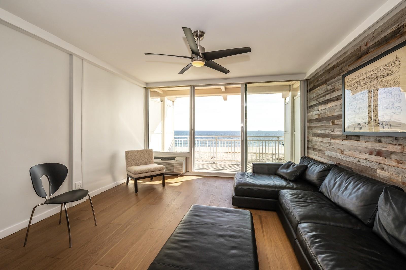 #13 photo, 830 Shore Road, ナッソー郡 Long Beach , NY 11561