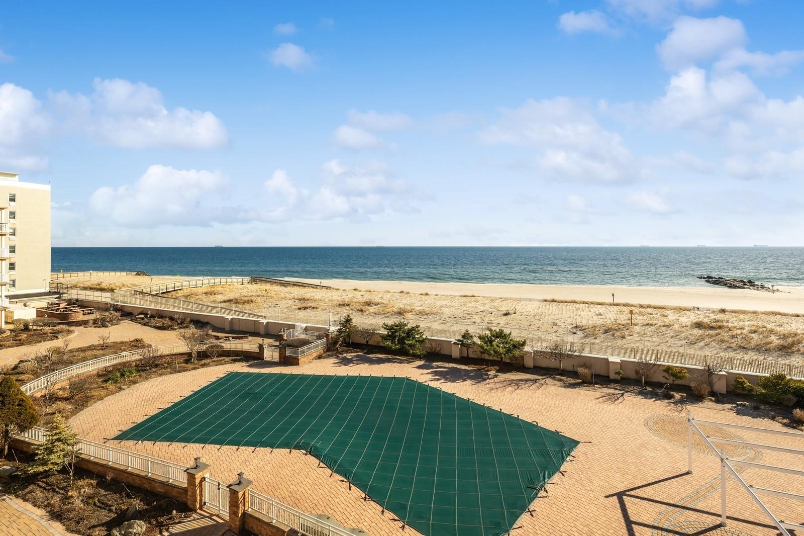 #19 photo, 830 Shore Road, ナッソー郡 Long Beach , NY 11561