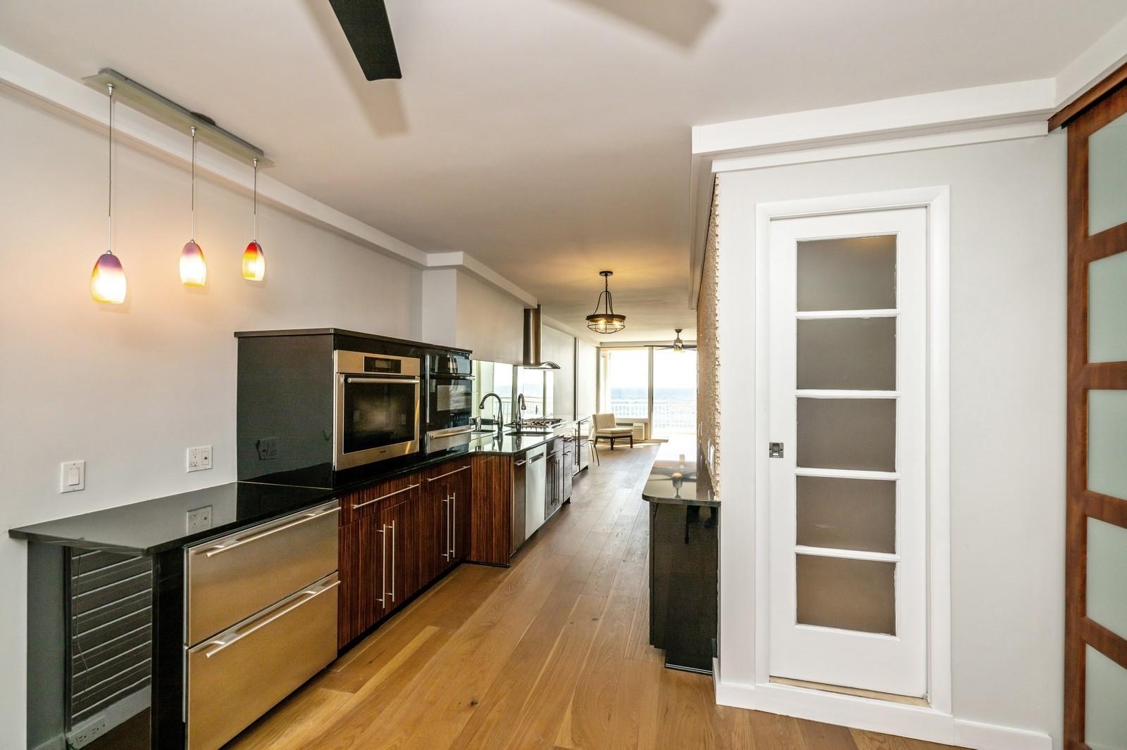 #8 photo, 830 Shore Road, ナッソー郡 Long Beach , NY 11561