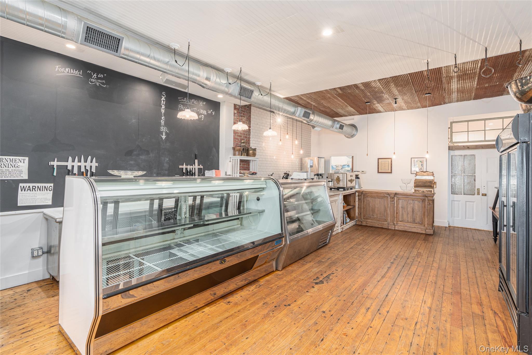 #14 photo, 19 Front Street, サフォーク郡 Greenport , NY 11944