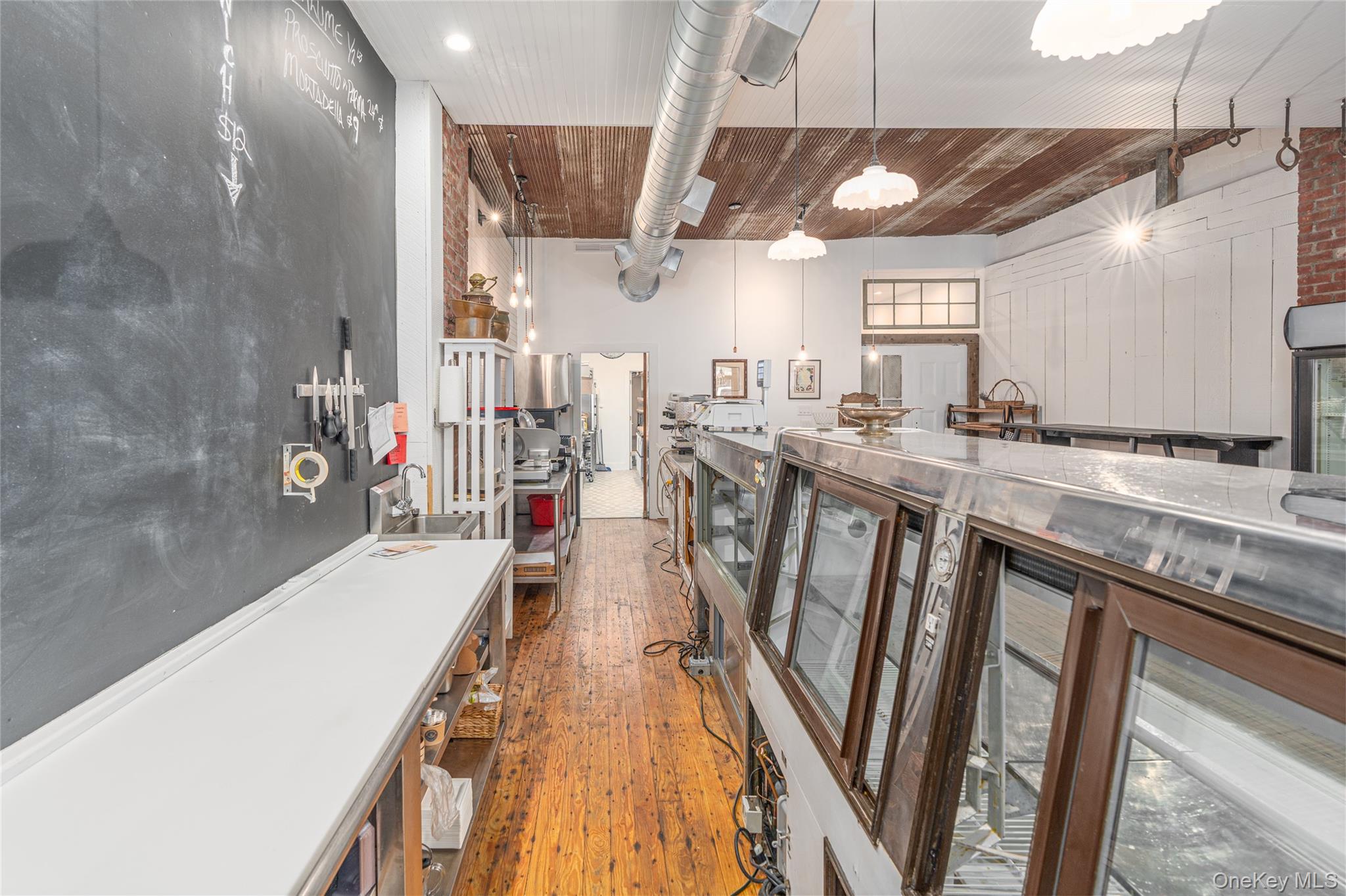 #18 photo, 19 Front Street, サフォーク郡 Greenport , NY 11944