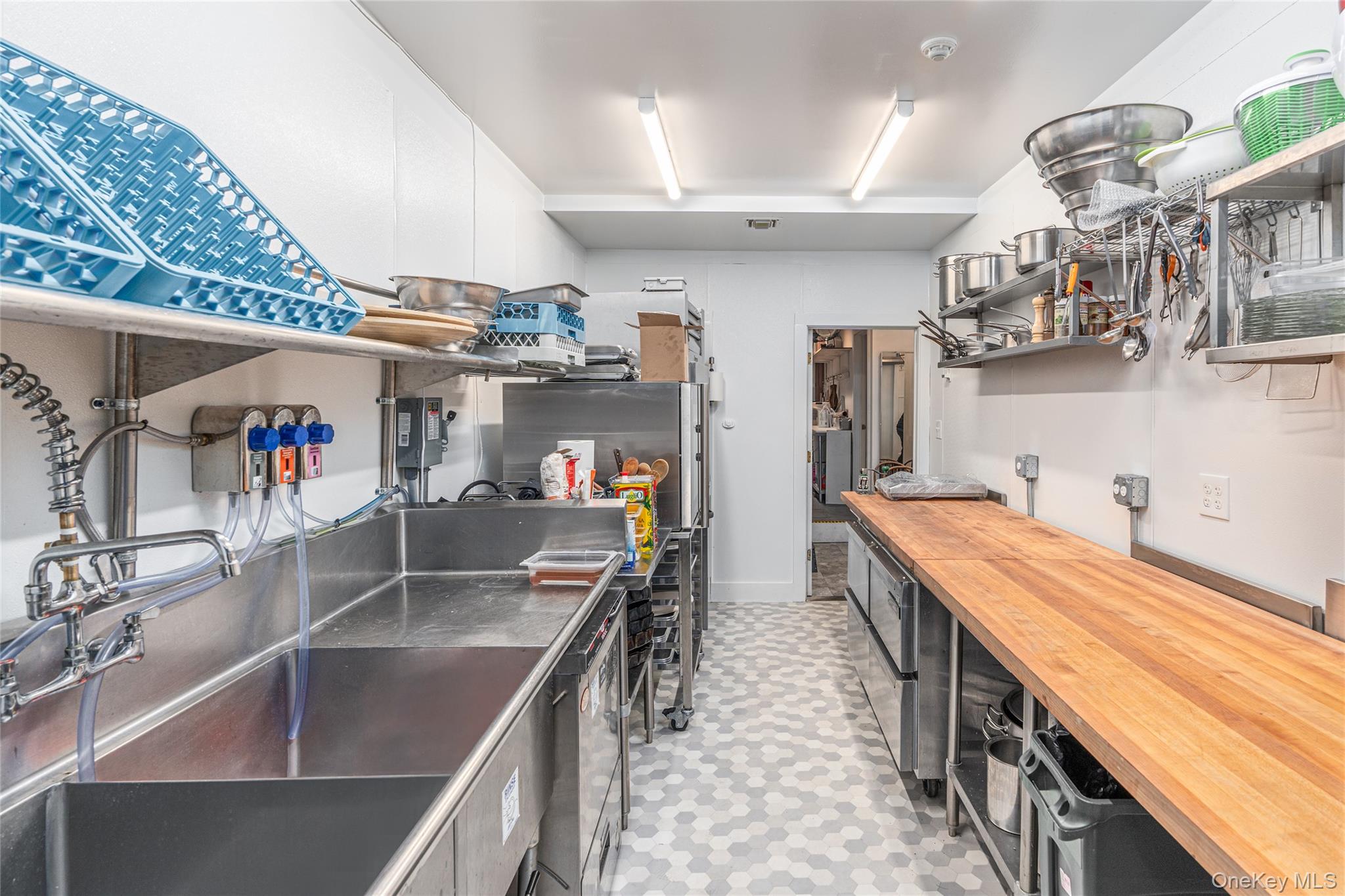 #19 photo, 19 Front Street, サフォーク郡 Greenport , NY 11944