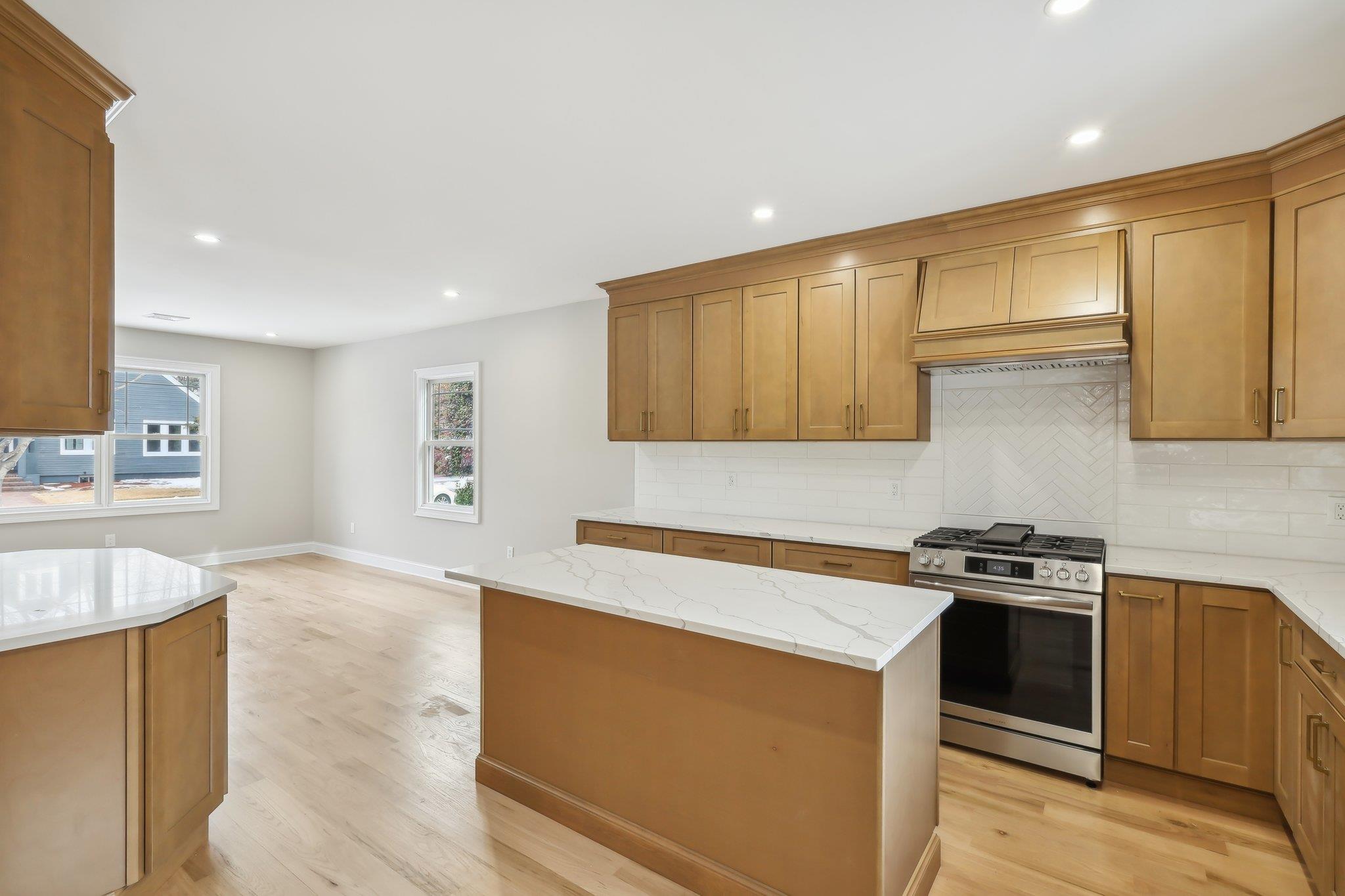 #12 photo, 12 Shepherd Street, ナッソー郡 Rockville Centre , NY 11570