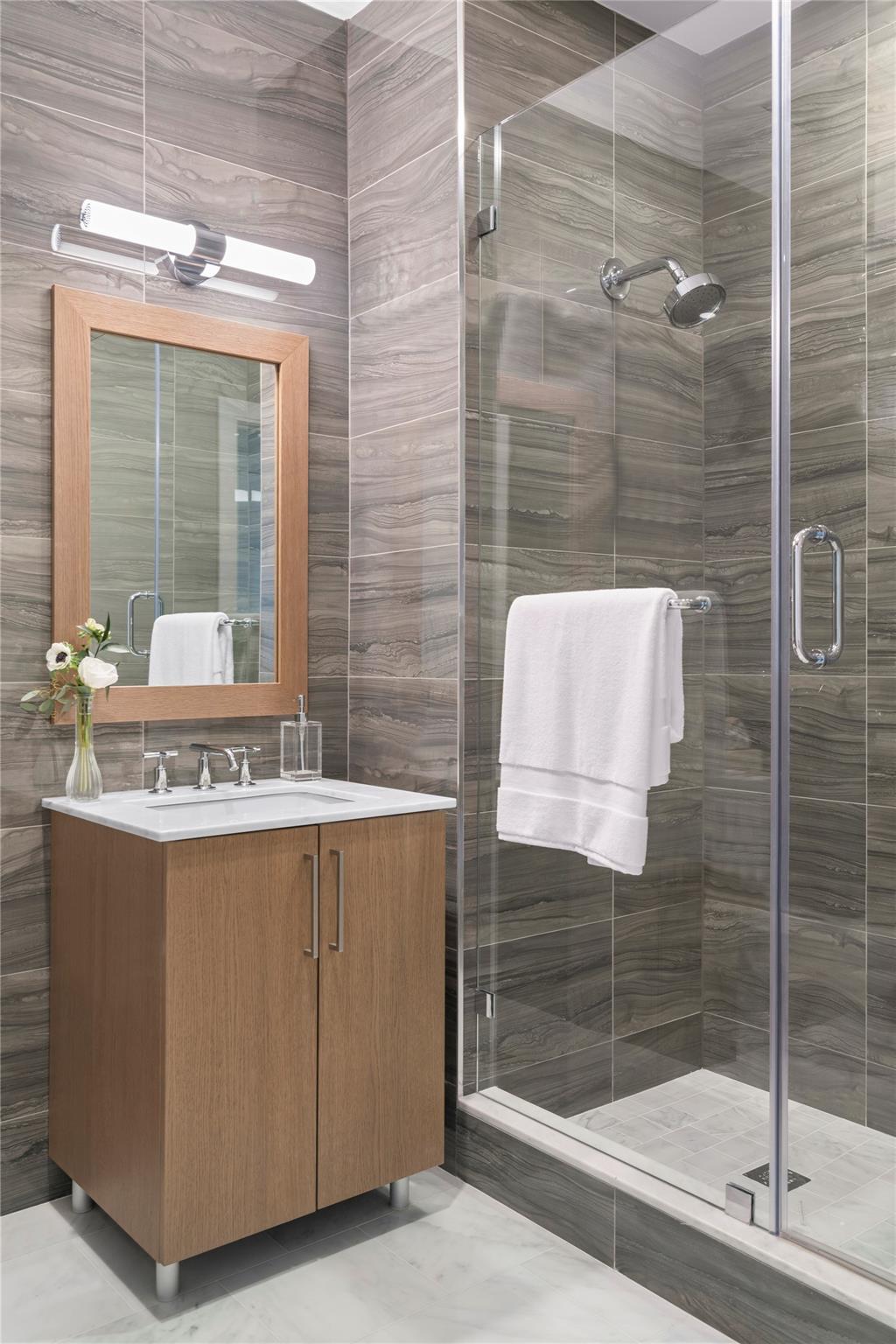 #12 photo, 100 Garvies Point Road, ナッソー郡 Glen Cove , NY 11542