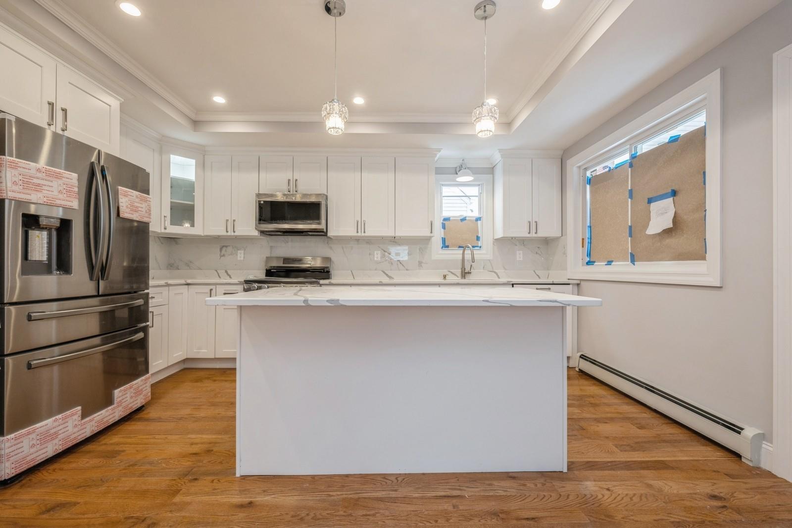 #14 photo, 246-59 86th Road, 皇后区 Bellerose , NY 11426