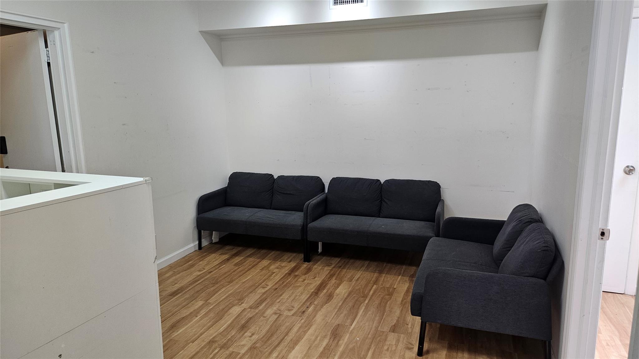 #4 photo, 99 Hillside Avenue, ナッソー郡 Williston Park , NY 11596