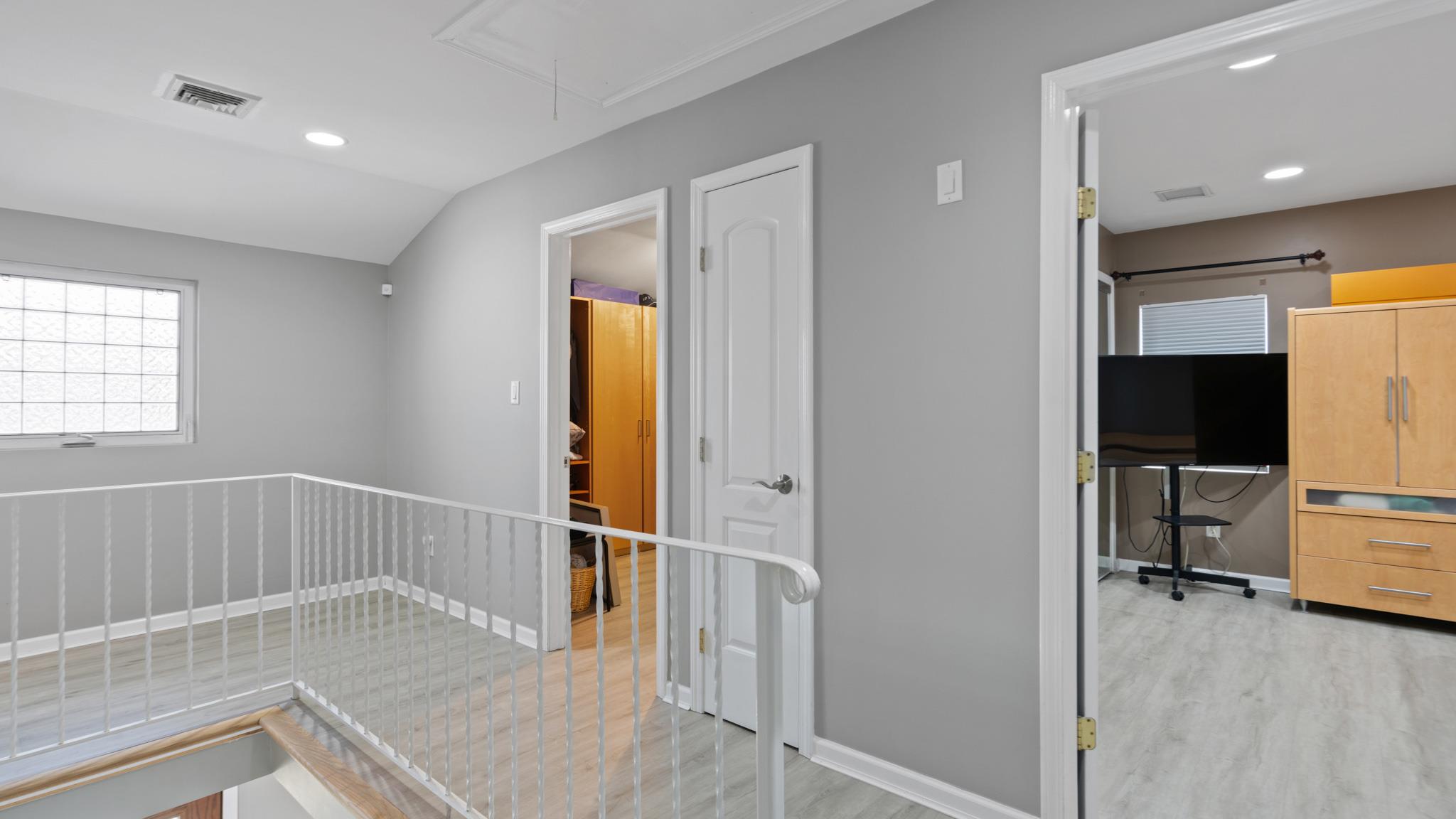 #11 photo, 35 Whaley Avenue, Bethpage , NY 11714