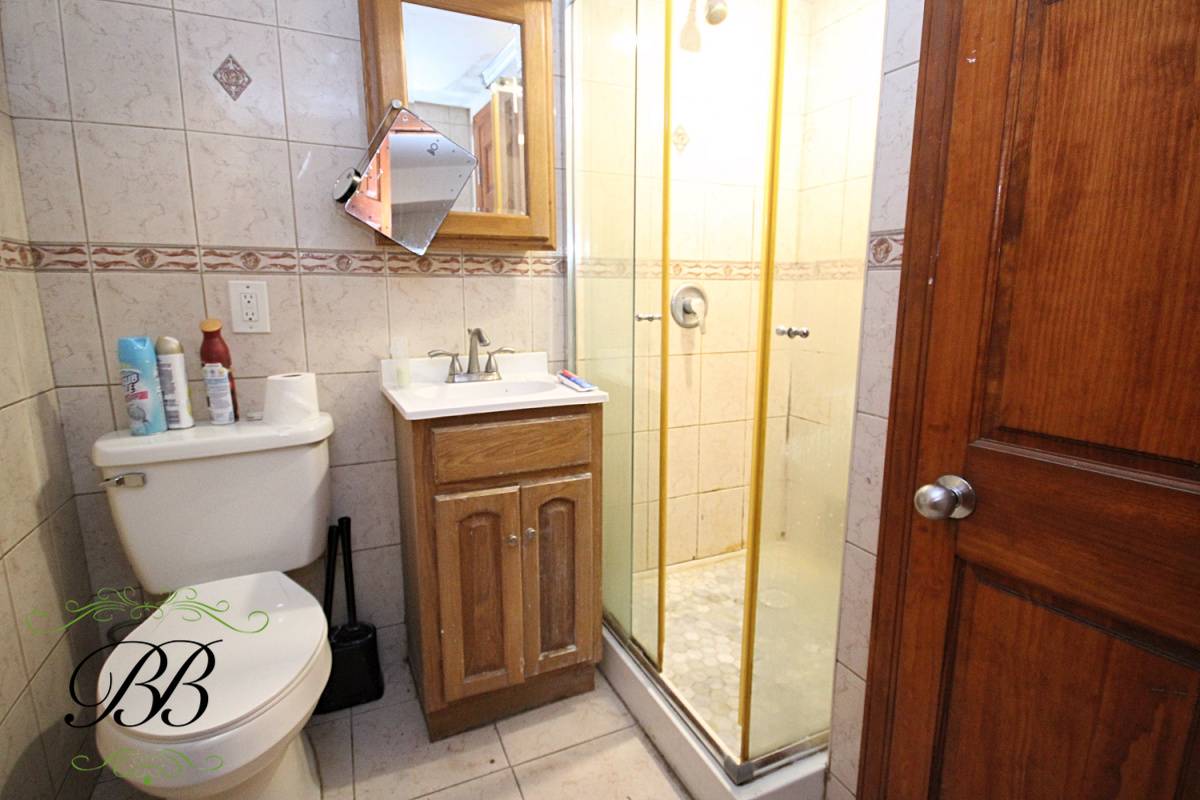 #18 photo, 226 West End Avenue, Manhattan Beach , NY 11235