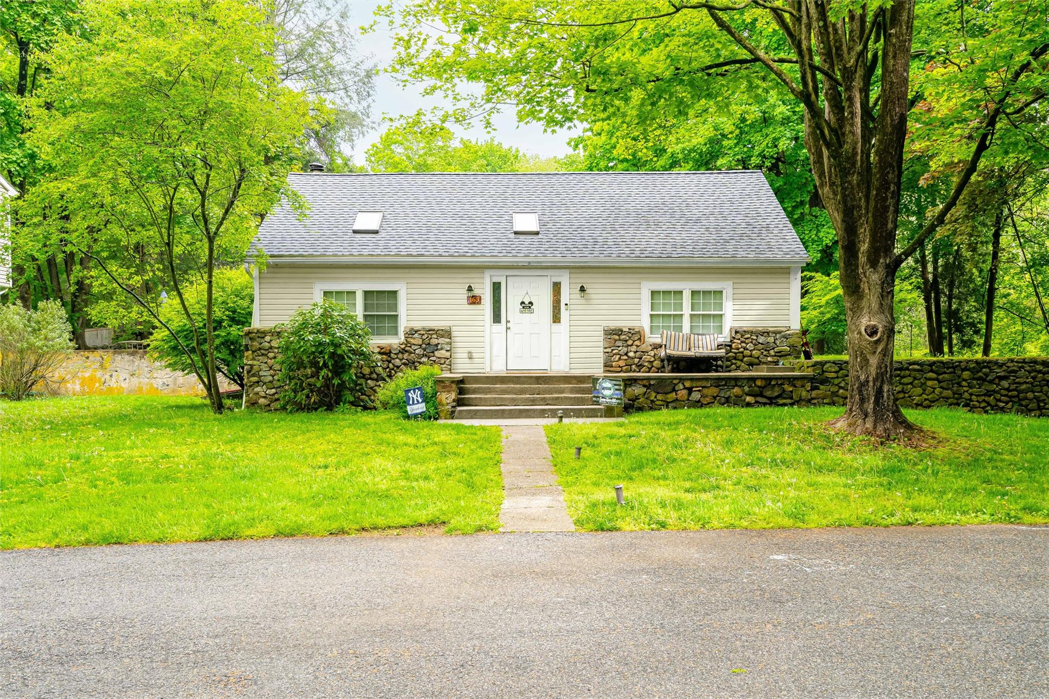 #10 photo, 157/159/161/163 Route 202, Somers , NY 10589