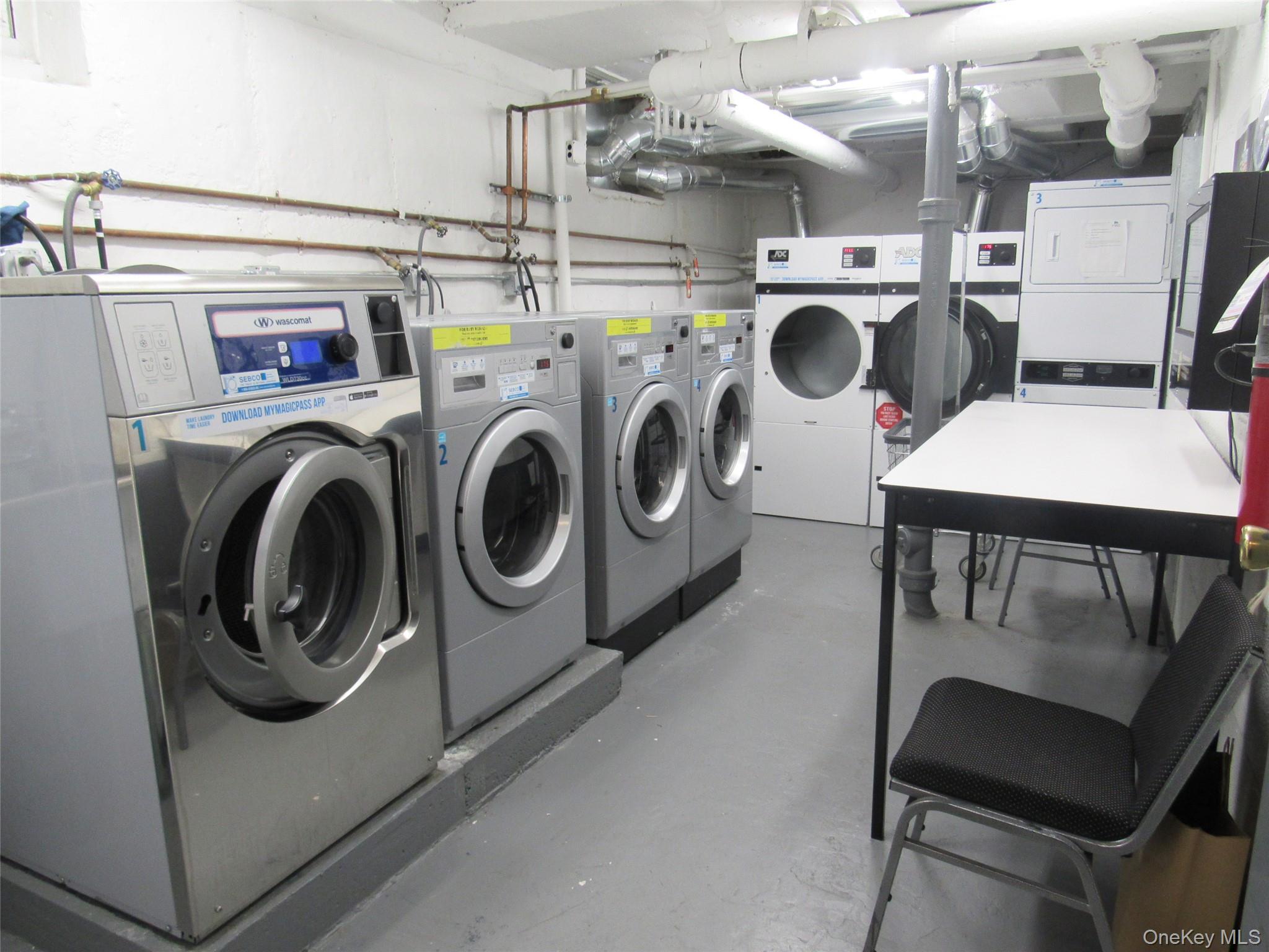 #10 photo, 139-05 85th Drive, Briarwood , NY 11435