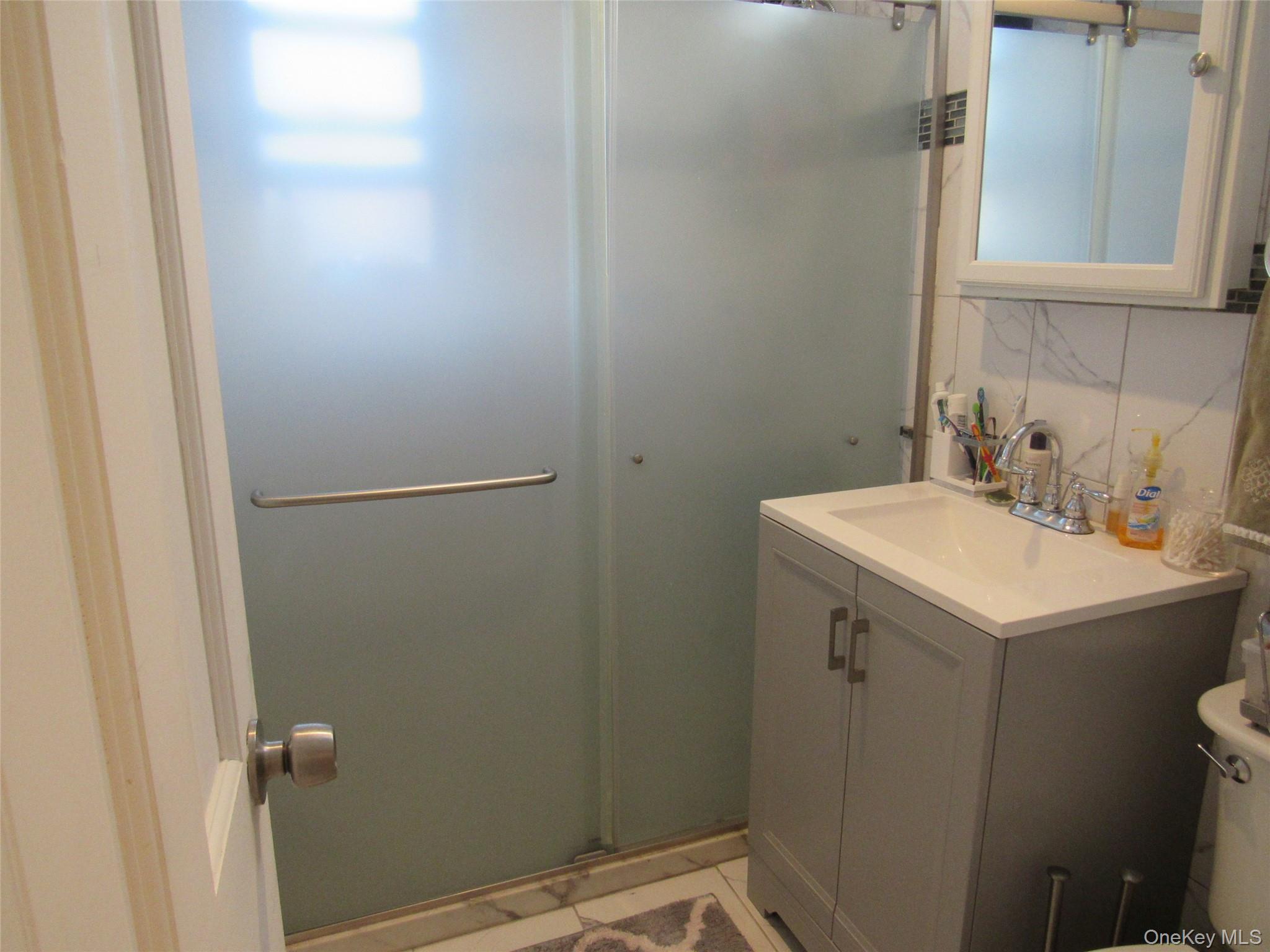 #9 photo, 139-05 85th Drive, Briarwood , NY 11435