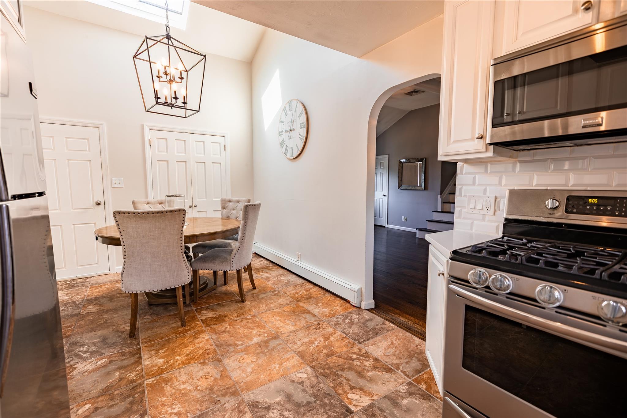 #10 photo, 3563 Wadena Street, ナッソー郡 Seaford , NY 11783