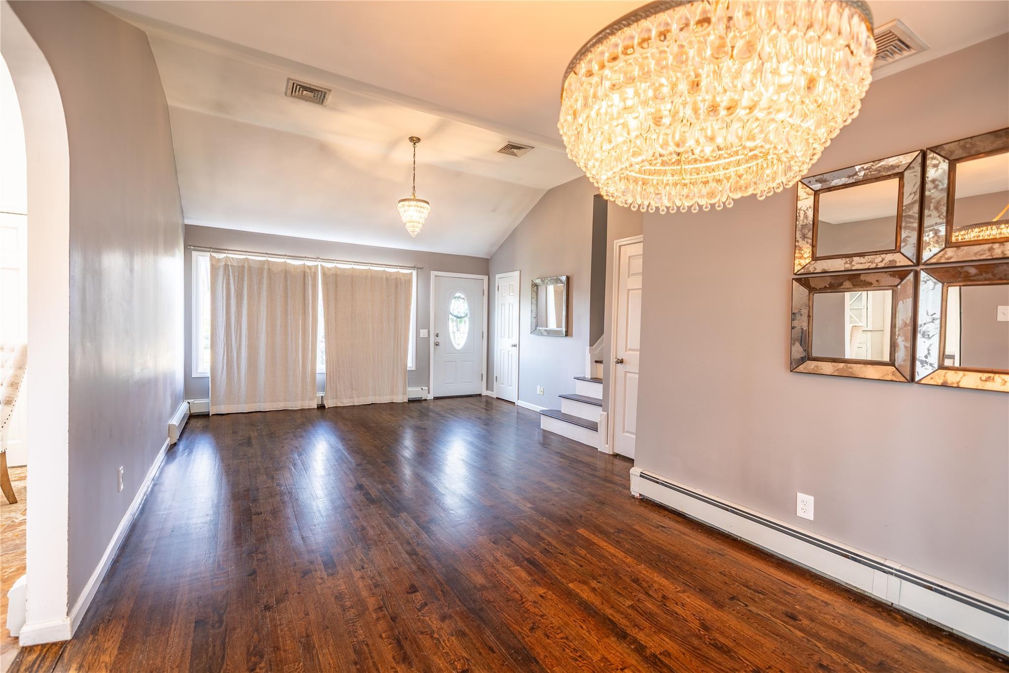 #7 photo, 3563 Wadena Street, ナッソー郡 Seaford , NY 11783