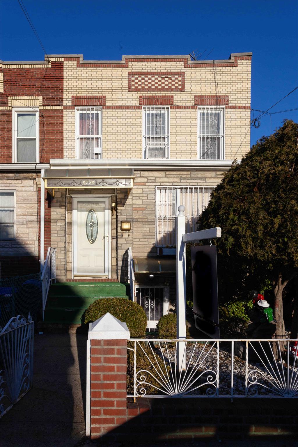 #1 photo, 9729 127th Street, 皇后区 Richmond Hill S. , NY 11419