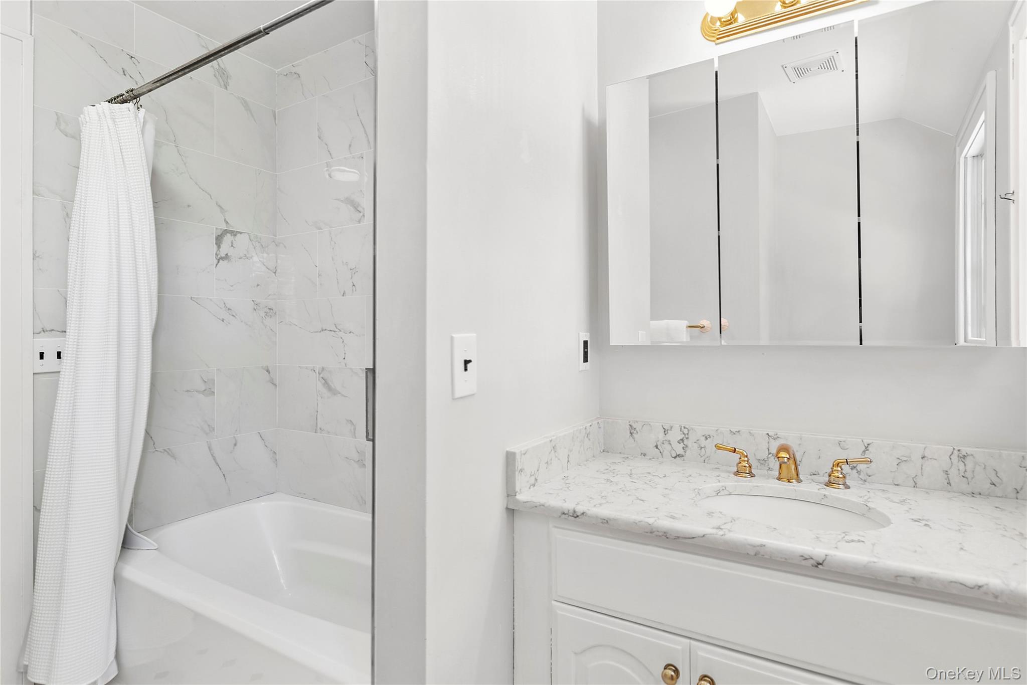 #16 photo, 1025 Long Creek Drive, サフォーク郡 Southold , NY 11971