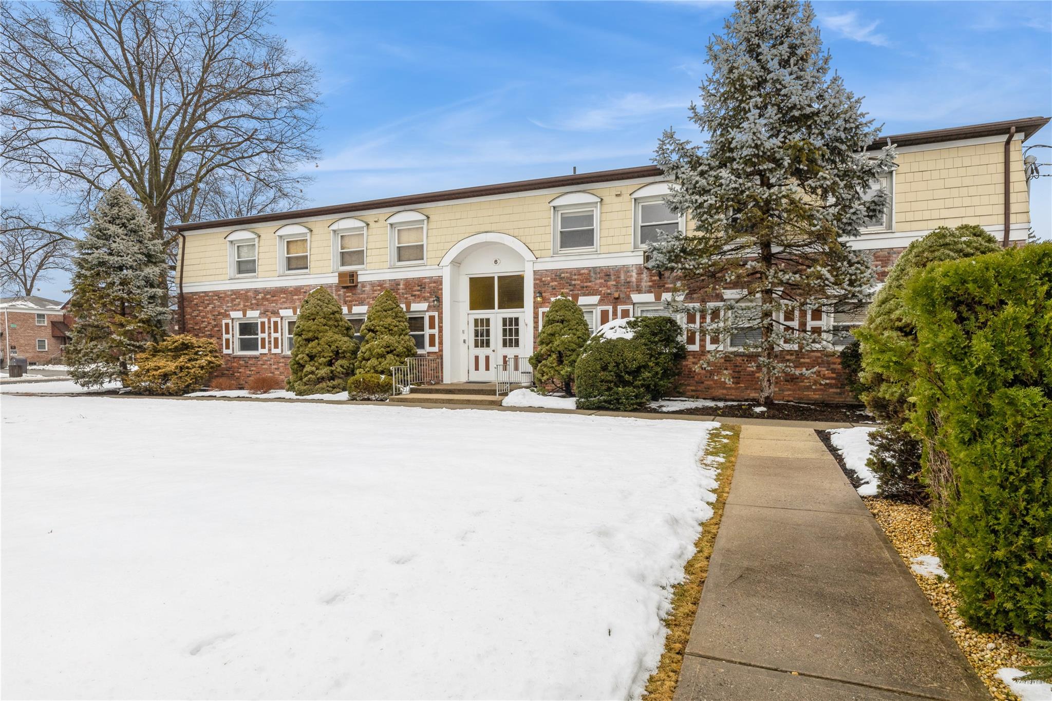 #1 photo, 6 Normandy Village, Nanuet , NY 10954