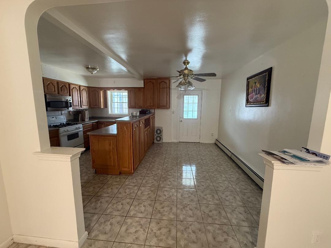 #10 photo, 2919 Wallace Avenue, Bronx , NY 10467