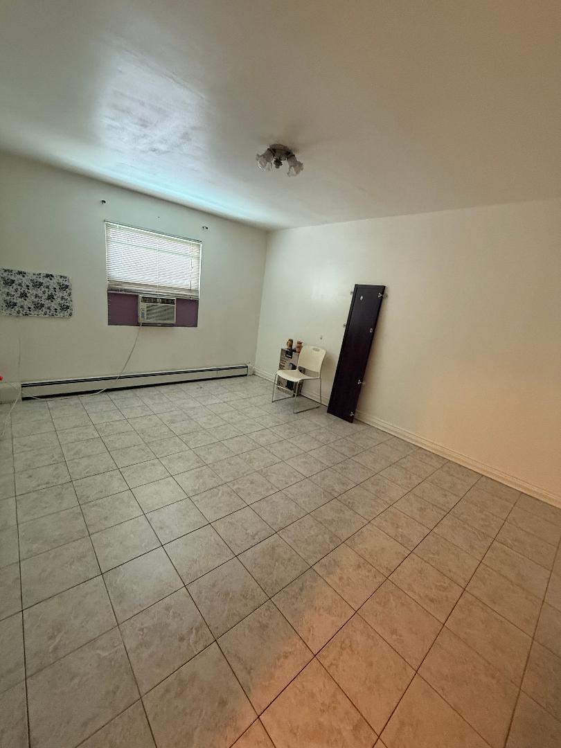 #12 photo, 2919 Wallace Avenue, Bronx , NY 10467