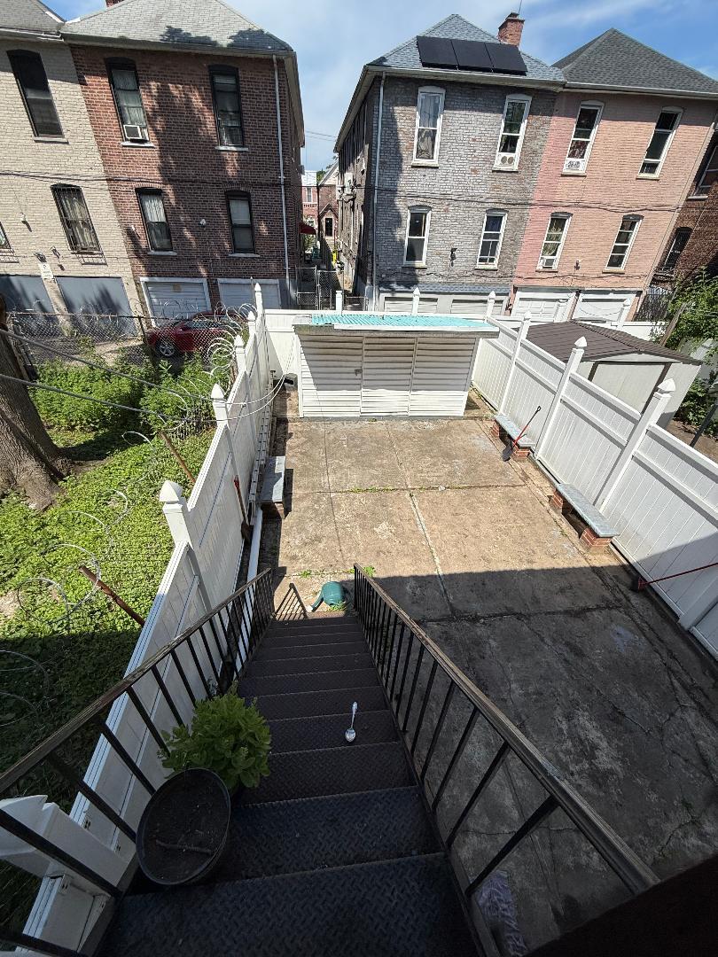 #17 photo, 2919 Wallace Avenue, Bronx , NY 10467